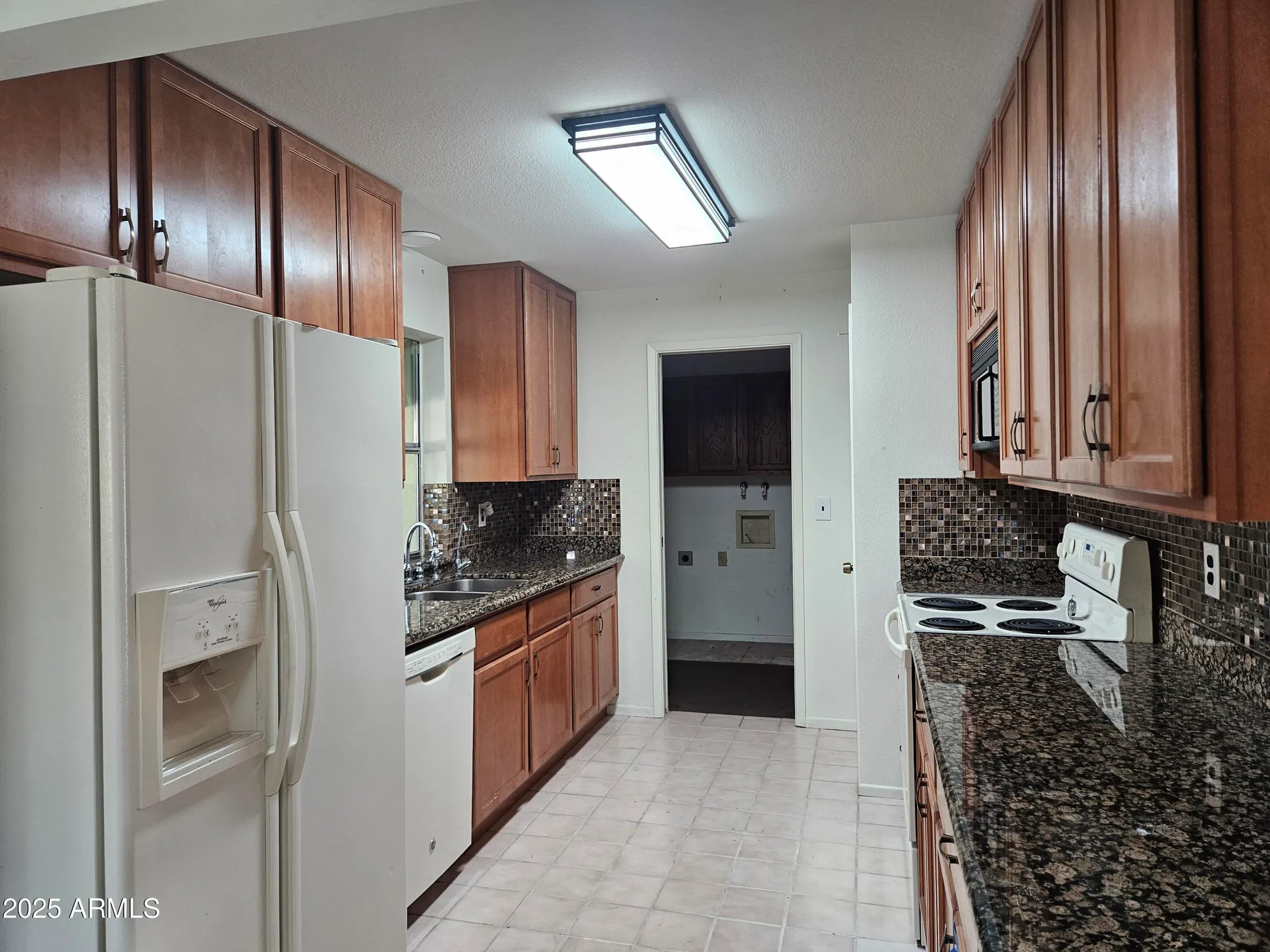 Property Slideshow image 12 of 32 | 5122 e emerald cir, Mesa, AZ, 85206