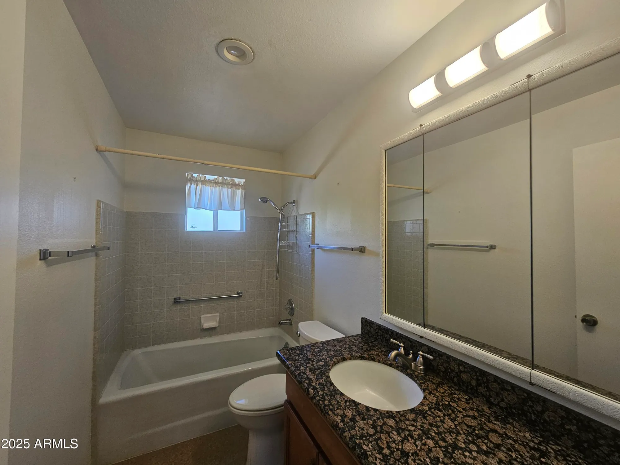 Property Slideshow image 18 of 32 | 5122 e emerald cir, Mesa, AZ, 85206