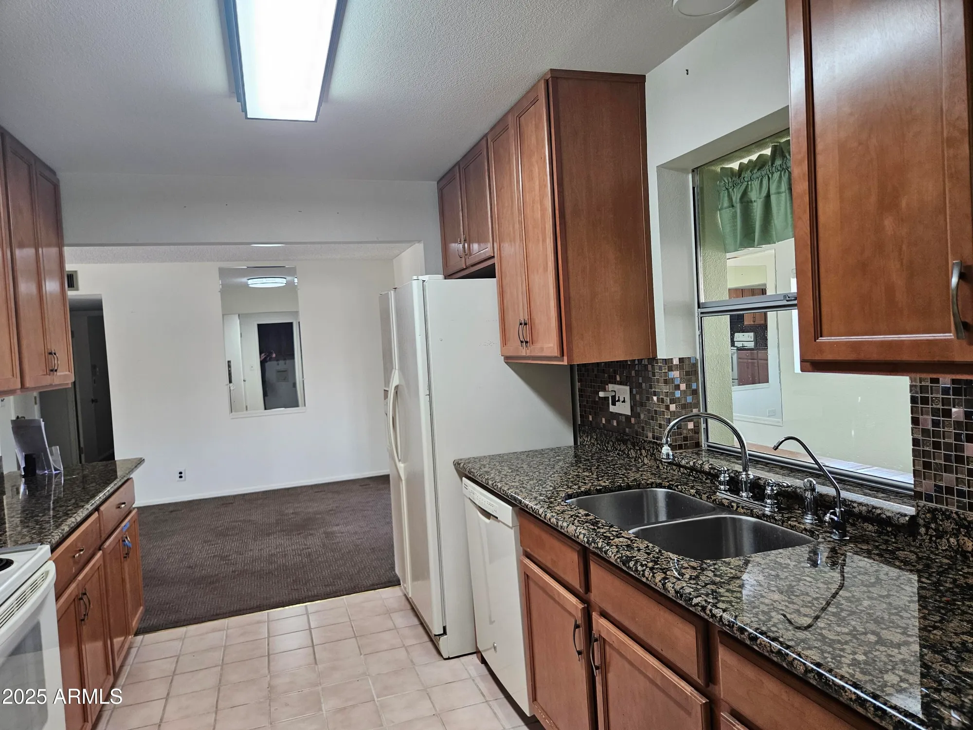 Property Slideshow image 13 of 32 | 5122 e emerald cir, Mesa, AZ, 85206