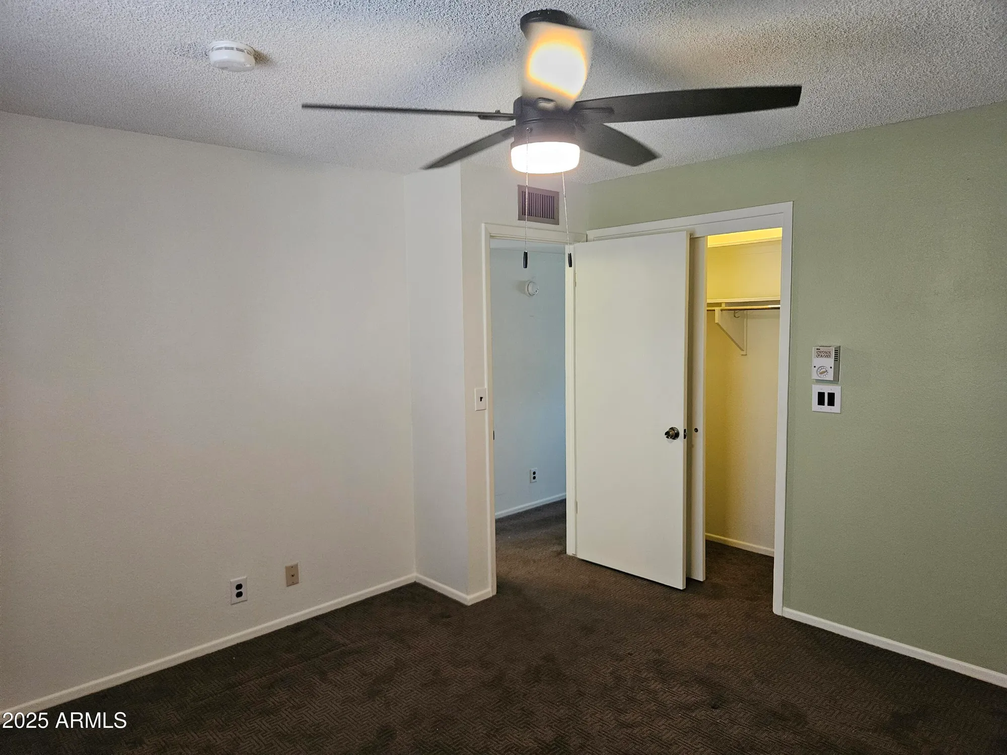 Property Slideshow image 17 of 32 | 5122 e emerald cir, Mesa, AZ, 85206