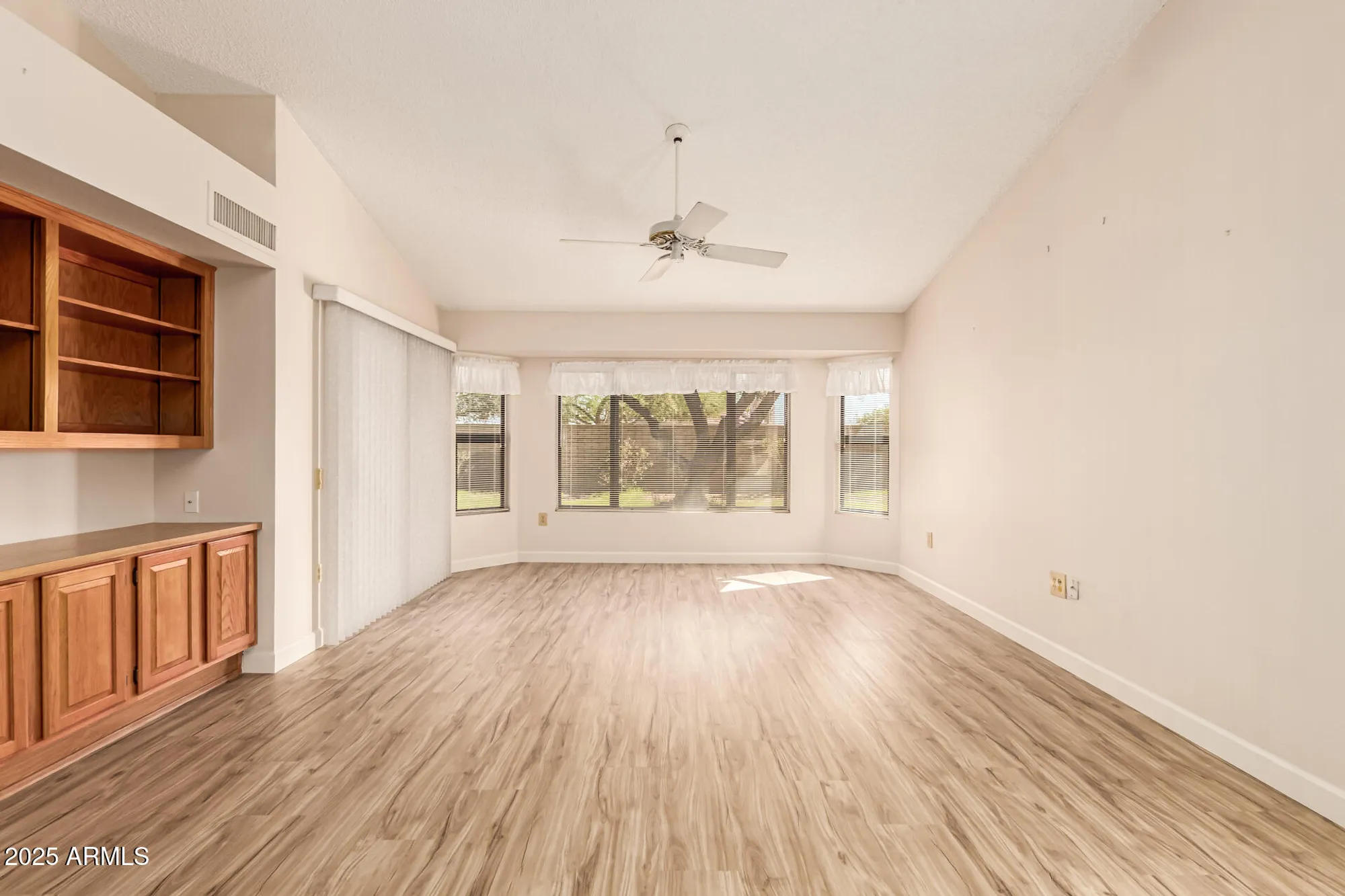 Property Slideshow image 14 of 70 | 19403 n trail ridge dr, Sun City West, AZ, 85375