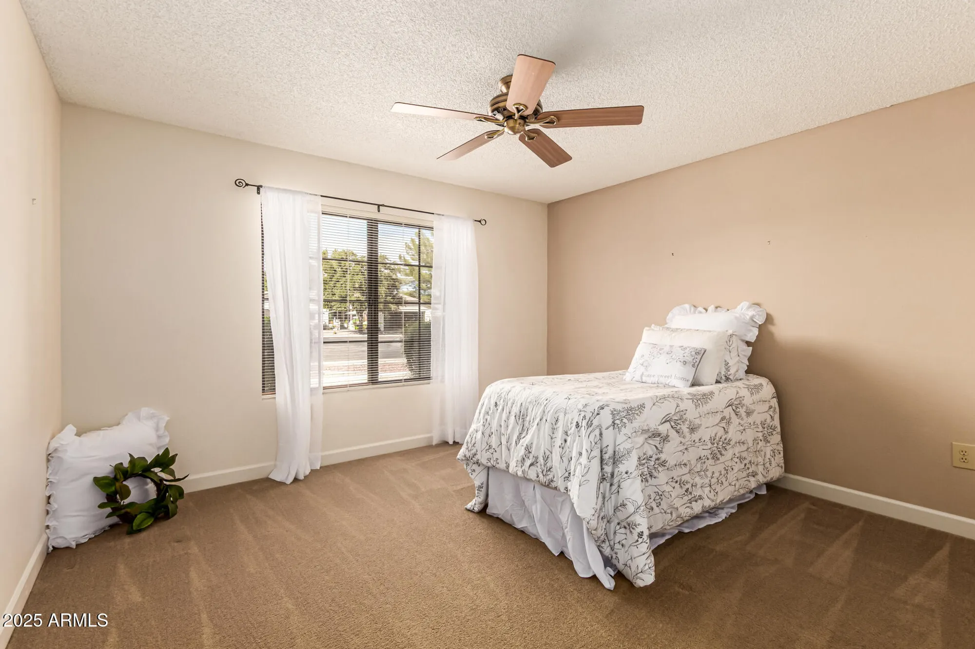Property Slideshow image 34 of 70 | 19403 n trail ridge dr, Sun City West, AZ, 85375