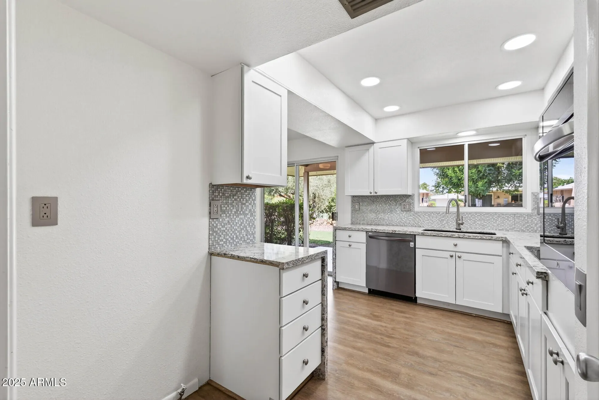 Property Slideshow image 14 of 44 | 12546 w seneca dr, Sun City West, AZ, 85375