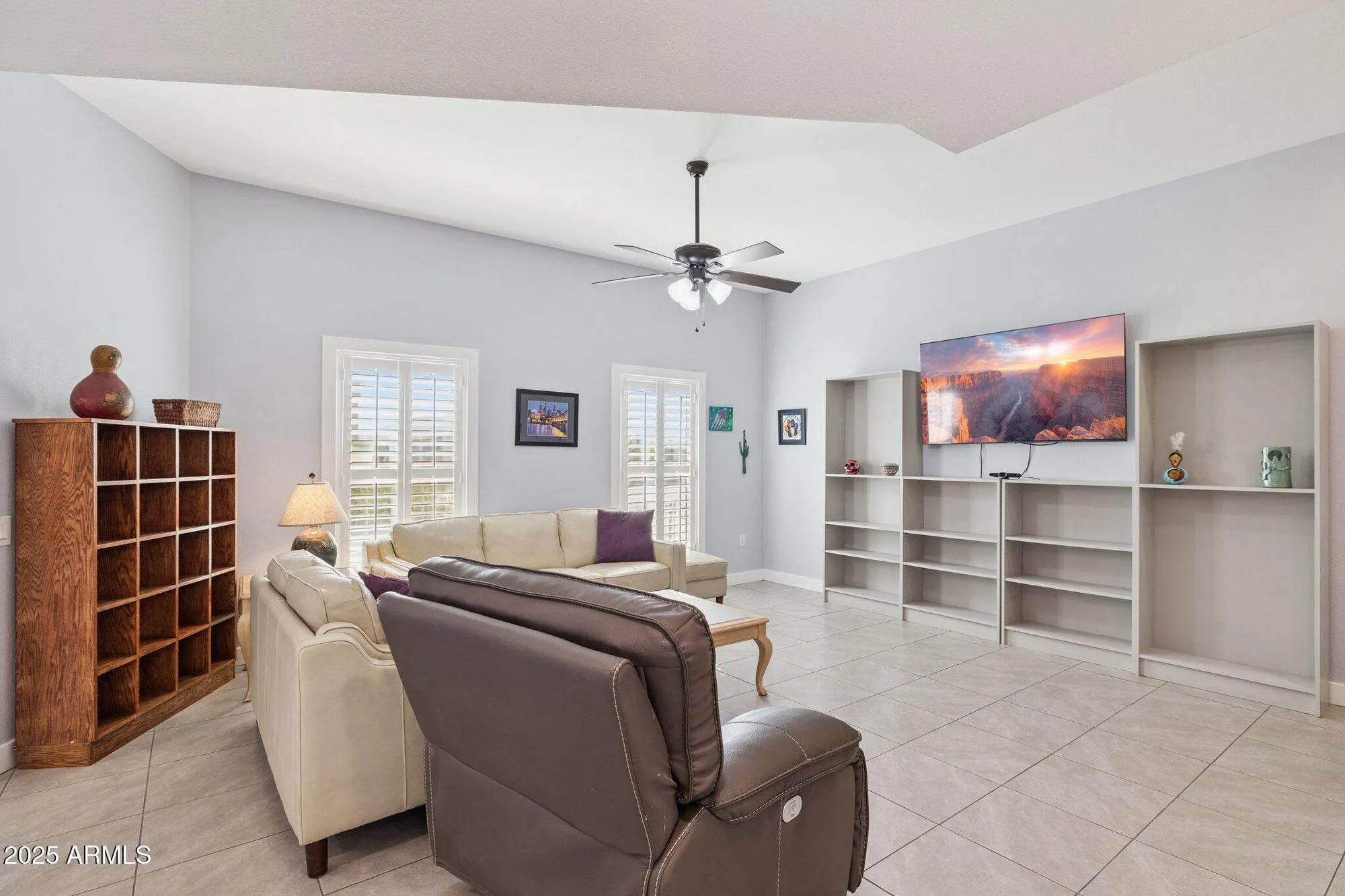 Property Slideshow image 5 of 31 | 16414 n meadow park dr, Sun City, AZ, 85351