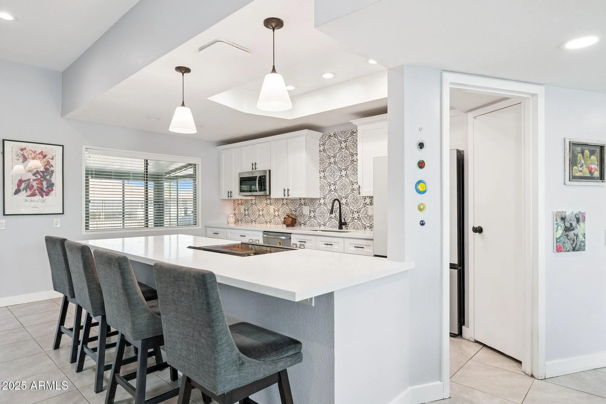 Property Slideshow image 9 of 31 | 16414 n meadow park dr, Sun City, AZ, 85351