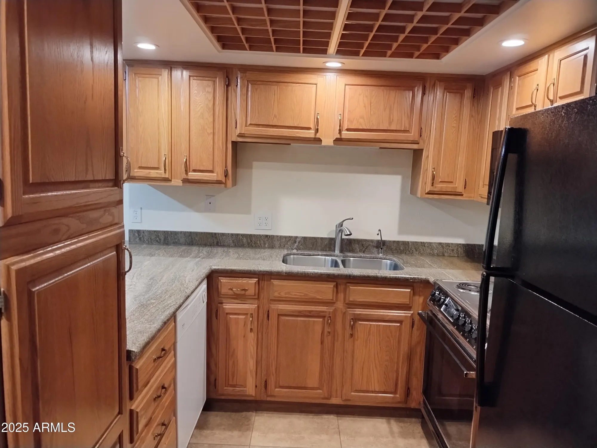 Property Slideshow image 18 of 34 | 10330 w thunderbird blvd c228, Sun City, AZ, 85351
