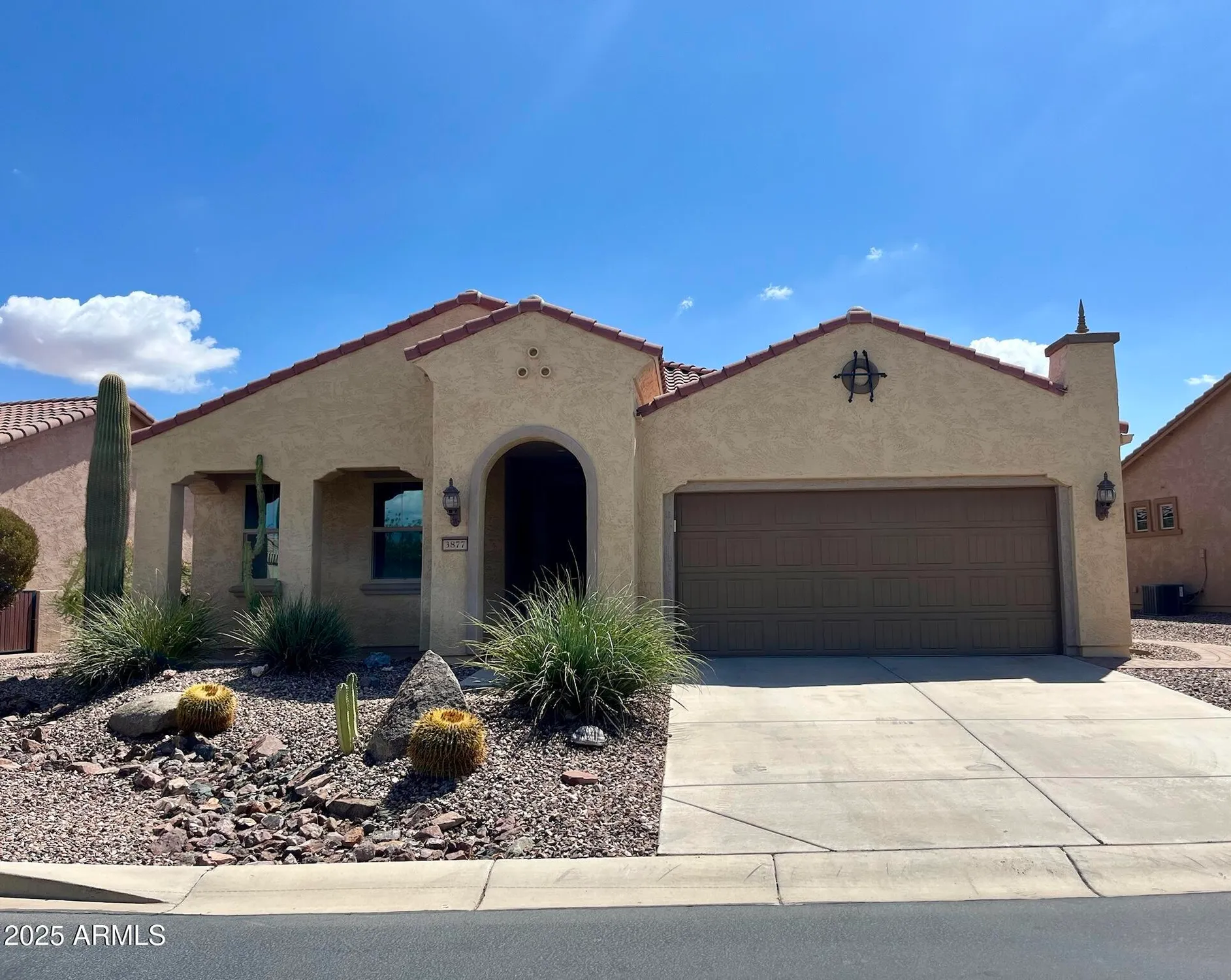 Property Slideshow image 1 of 36 | 3877 n smithsonian dr, Florence, AZ, 85132