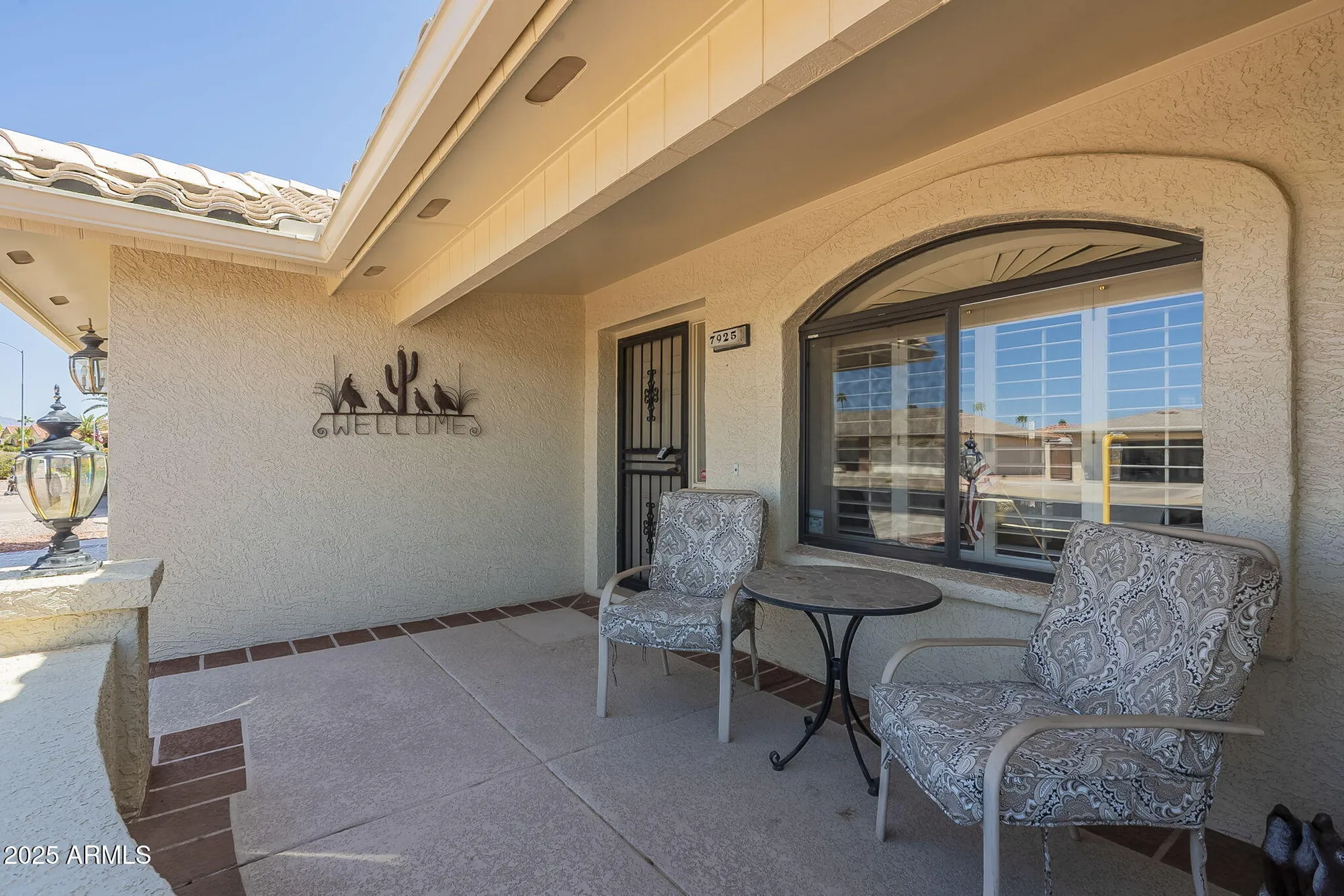 Property Slideshow image 10 of 37 | 7925 e monte ave, Mesa, AZ, 85209