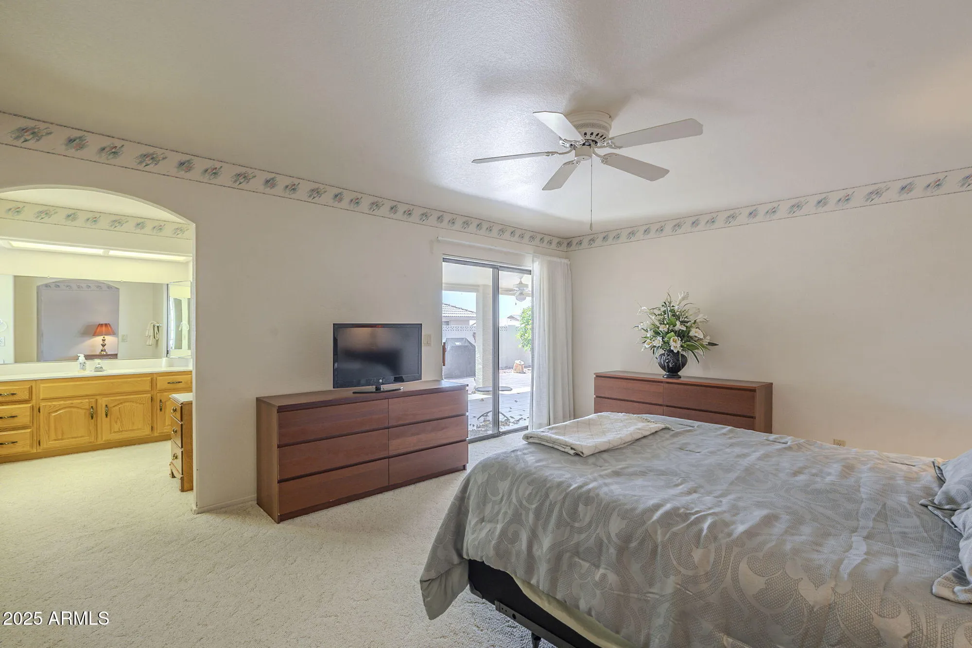 Property Slideshow image 20 of 37 | 7925 e monte ave, Mesa, AZ, 85209