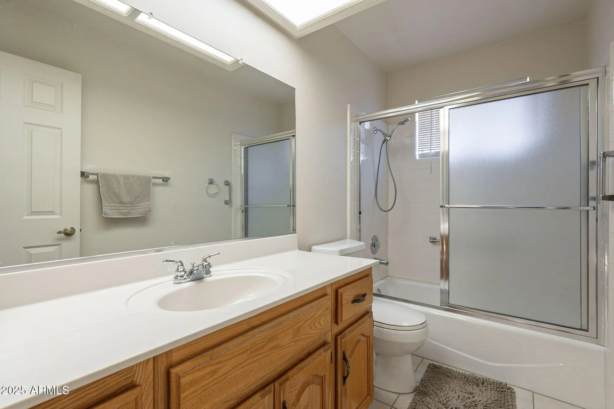 Property Slideshow image 26 of 37 | 7925 e monte ave, Mesa, AZ, 85209