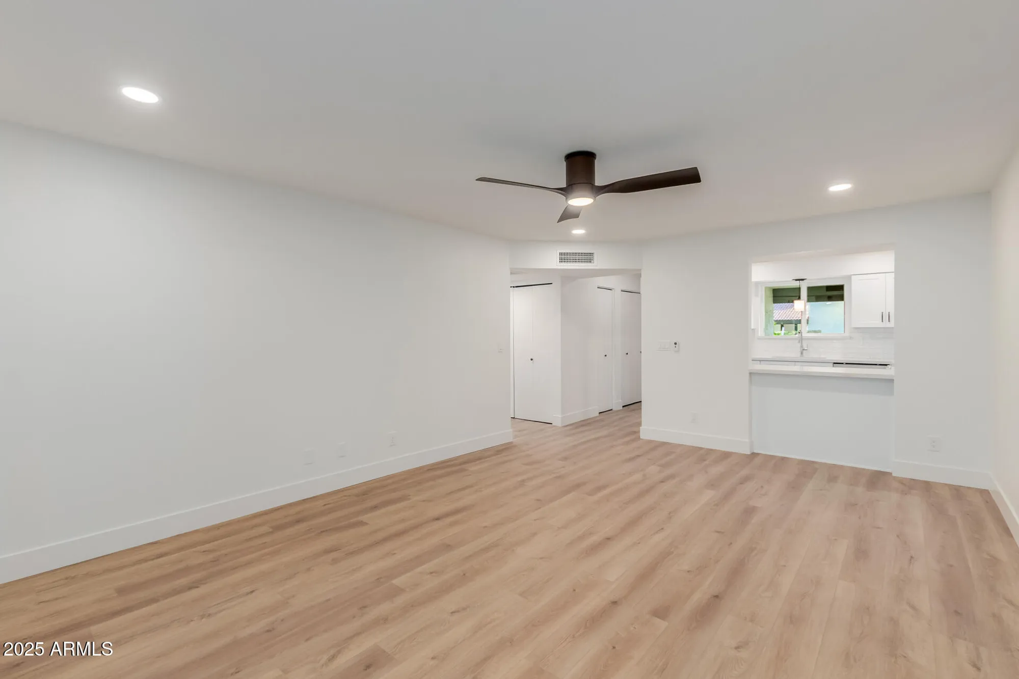 Property Slideshow image 9 of 26 | 131 n higley rd 21, Mesa, AZ, 85205