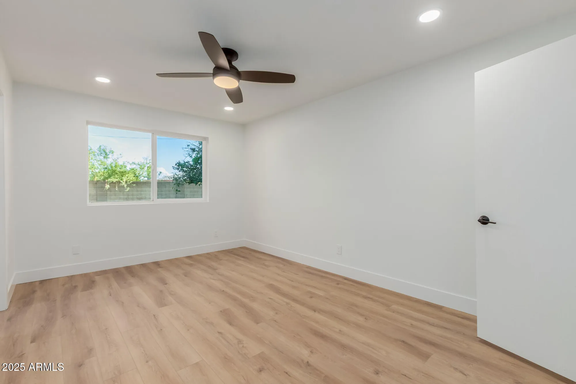 Property Slideshow image 13 of 26 | 131 n higley rd 21, Mesa, AZ, 85205