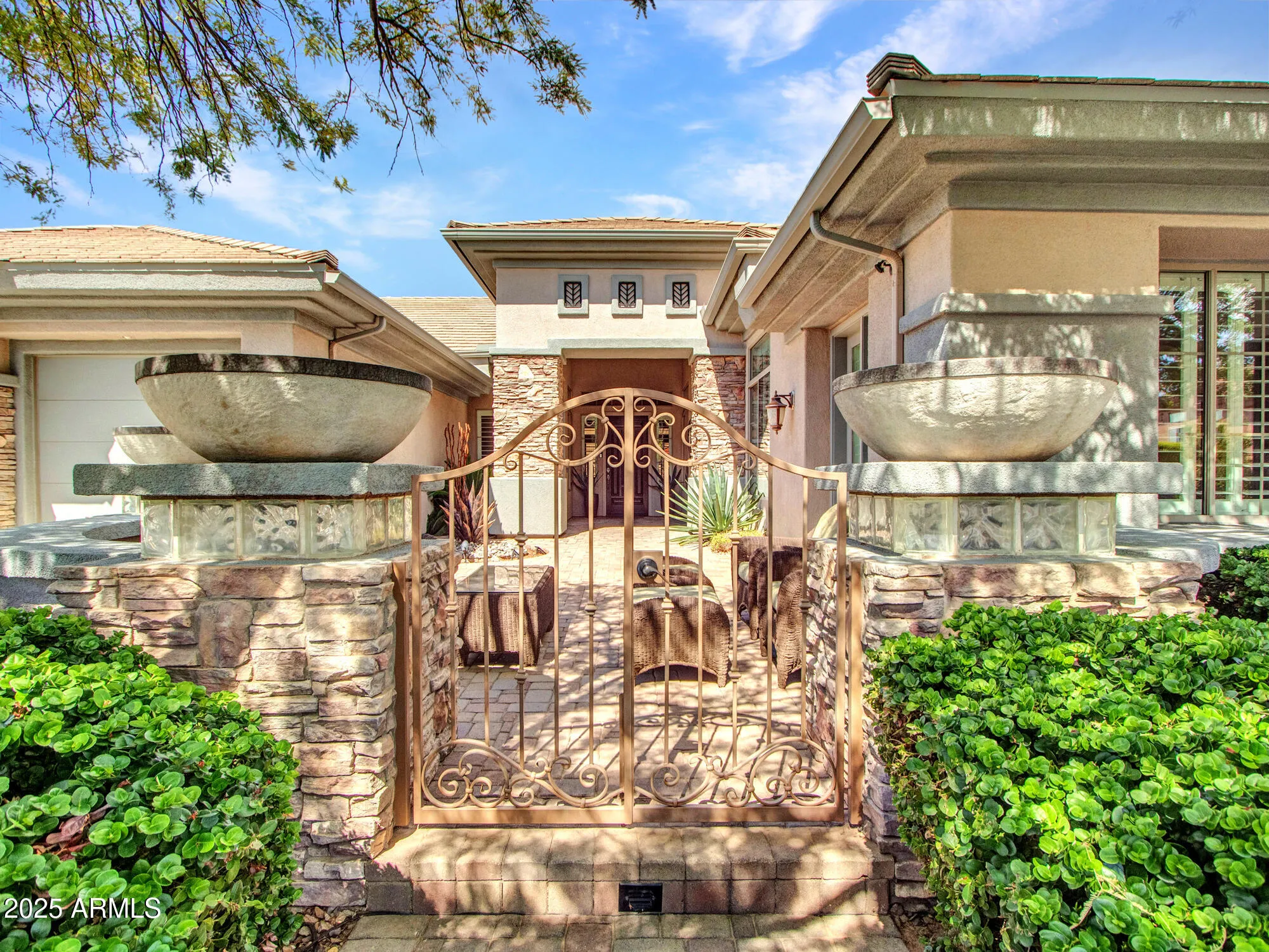 Property Slideshow image 1 of 111 | 42106 n bradon way, Anthem, AZ, 85086