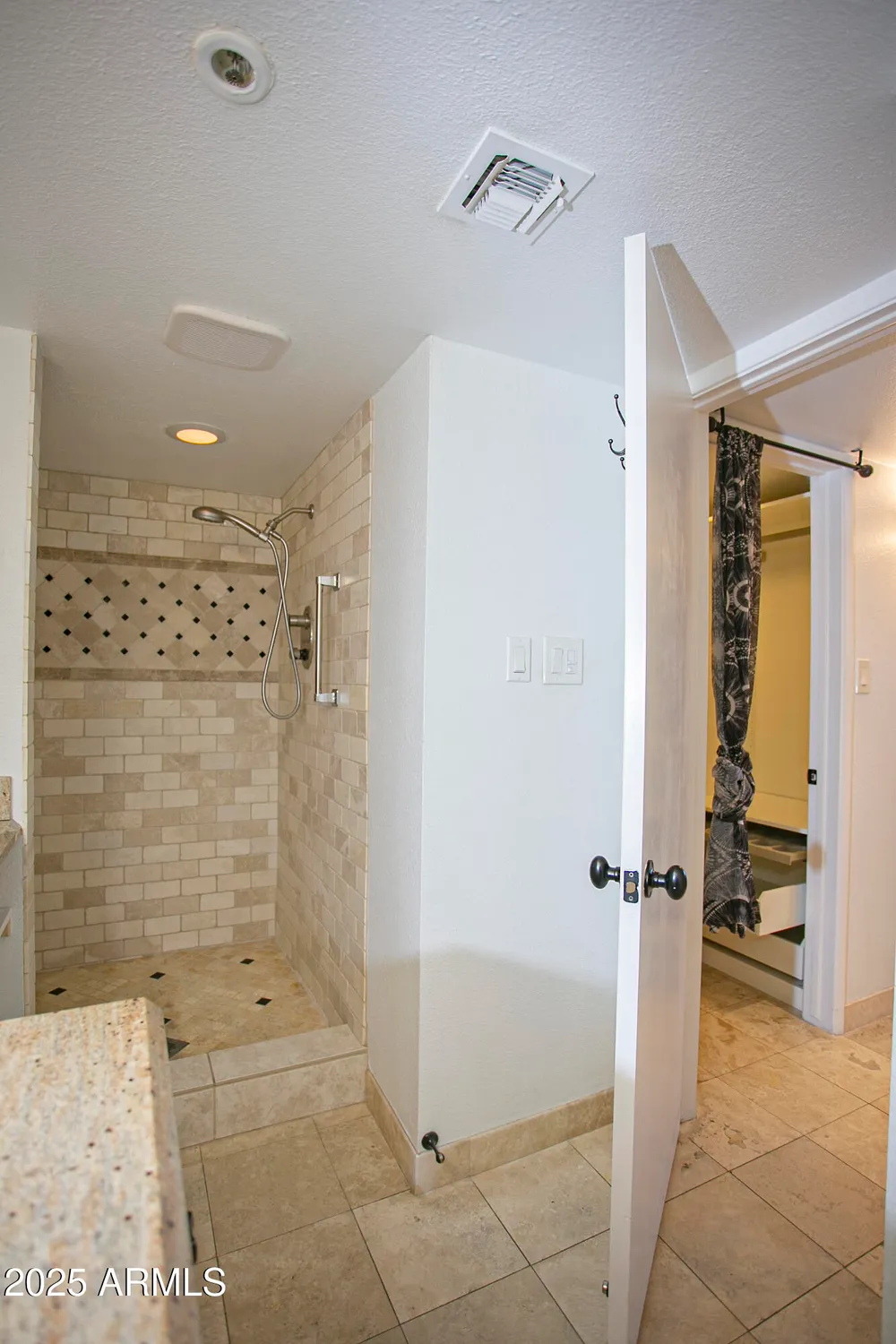 Property Slideshow image 25 of 48 | 7850 e camelback rd unit 406, Scottsdale, AZ, 85251