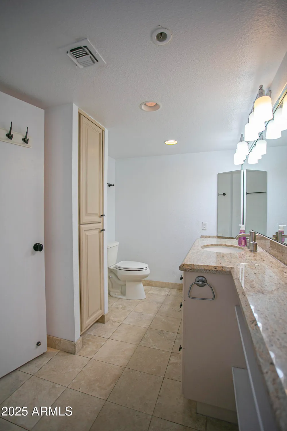 Property Slideshow image 27 of 48 | 7850 e camelback rd unit 406, Scottsdale, AZ, 85251