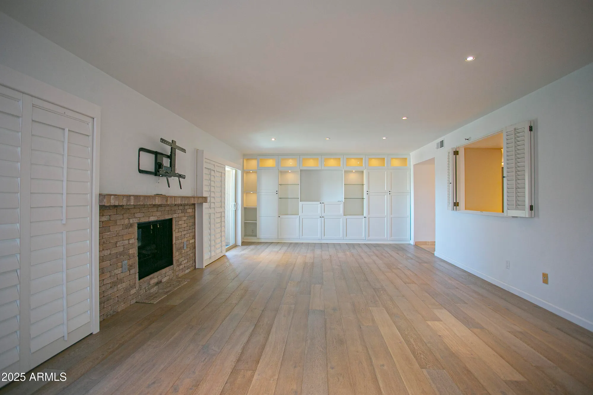 Property Slideshow image 6 of 48 | 7850 e camelback rd unit 406, Scottsdale, AZ, 85251