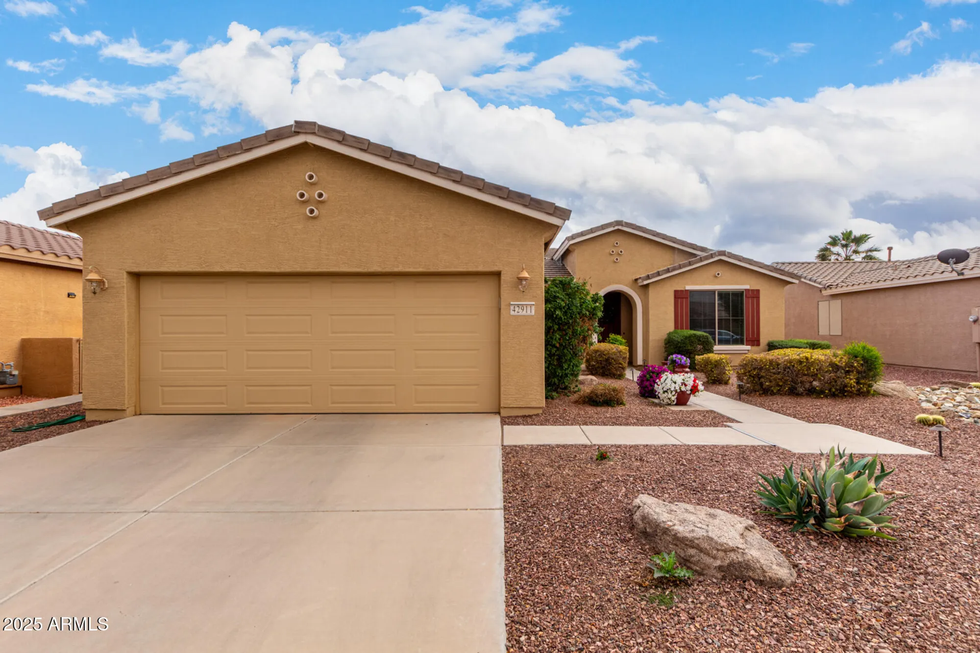 Property Slideshow image 10 of 49 | 42911 w magic moment dr, Maricopa, AZ, 85138