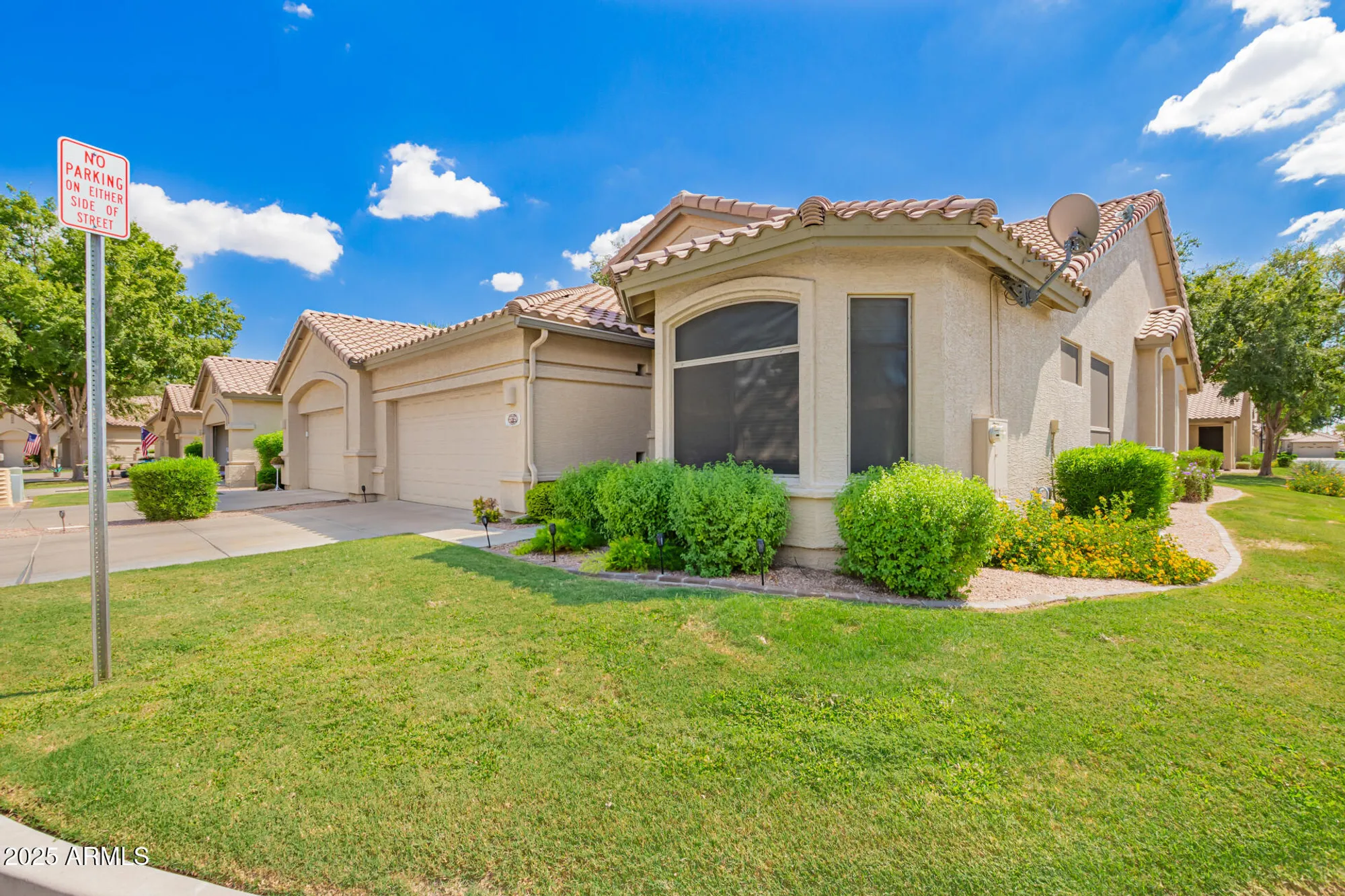 Property Slideshow image 2 of 32 | 23729 s harmony way, Sun Lakes, AZ, 85248