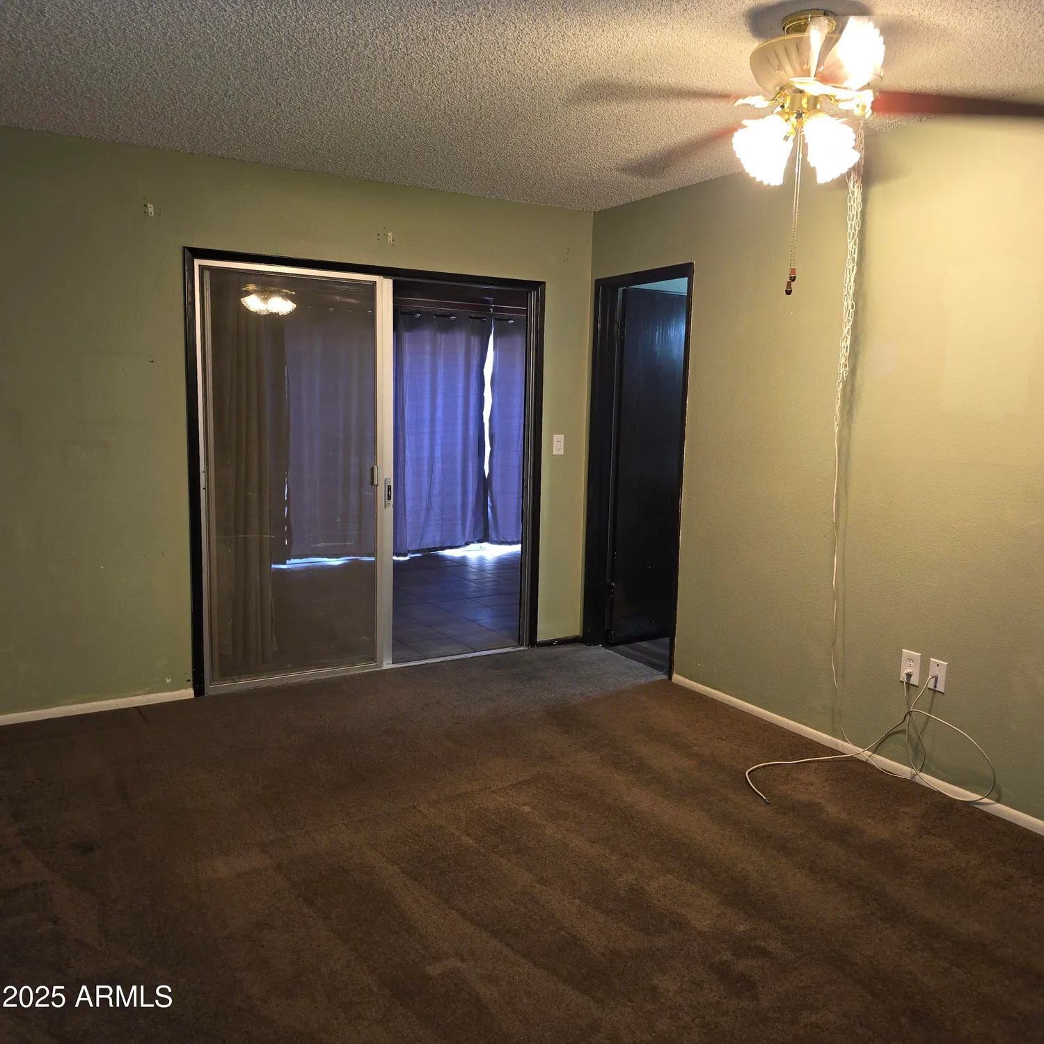 Property Slideshow image 22 of 43 | 11120 w desert butte dr, Sun City, AZ, 85351