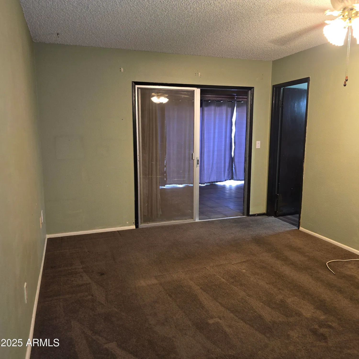 Property Slideshow image 23 of 43 | 11120 w desert butte dr, Sun City, AZ, 85351