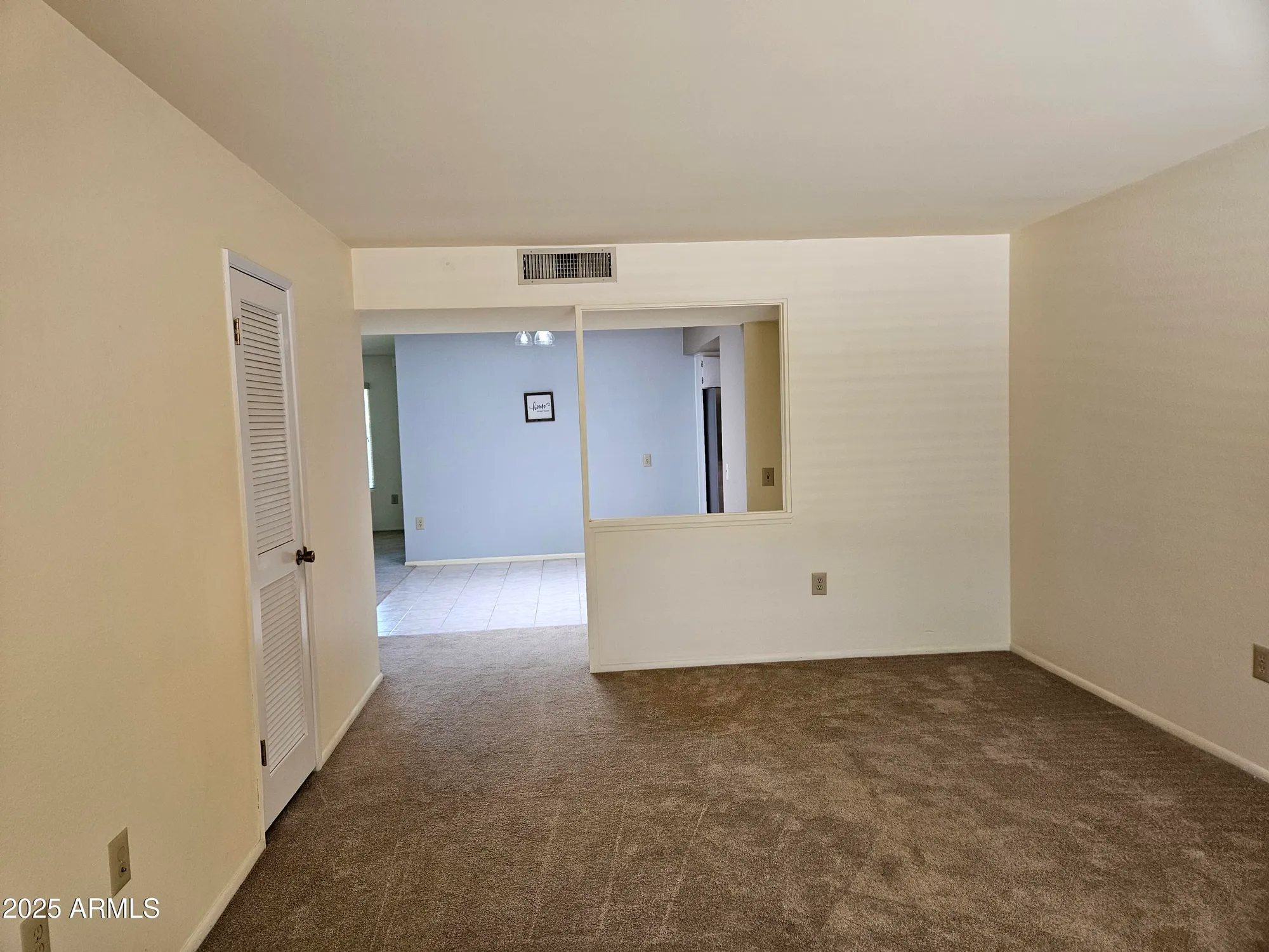 Property Slideshow image 4 of 65 | 15462 n lakeforest dr, Sun City, AZ, 85351