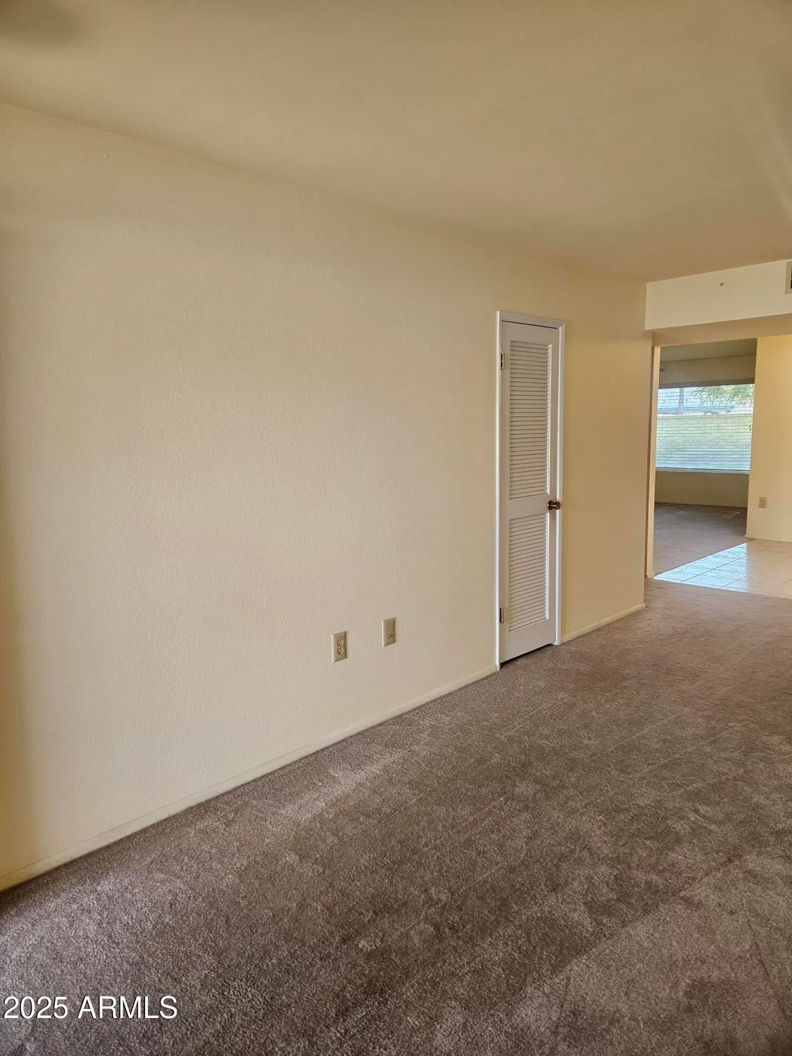 Property Slideshow image 8 of 65 | 15462 n lakeforest dr, Sun City, AZ, 85351