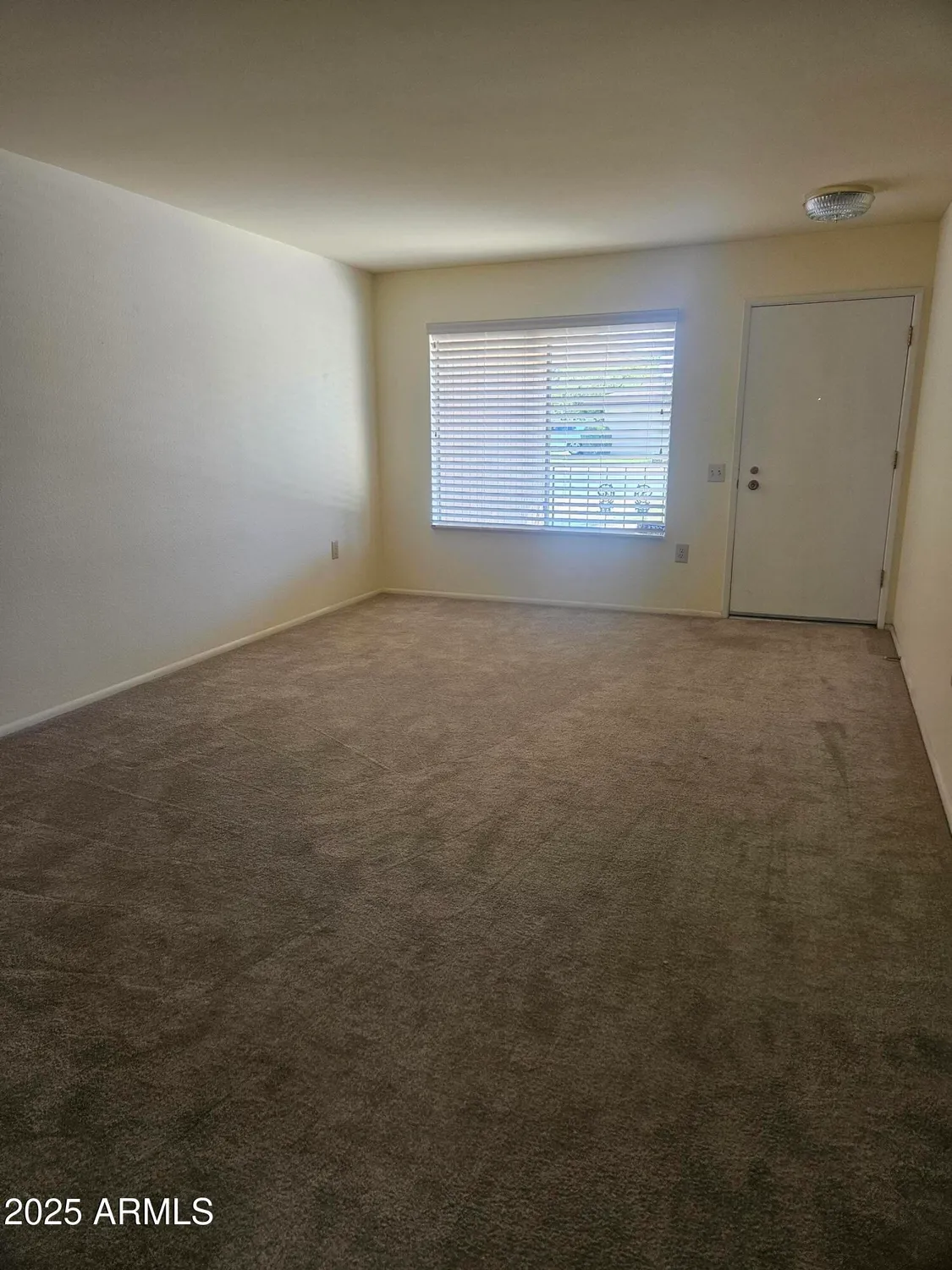 Property Slideshow image 10 of 65 | 15462 n lakeforest dr, Sun City, AZ, 85351