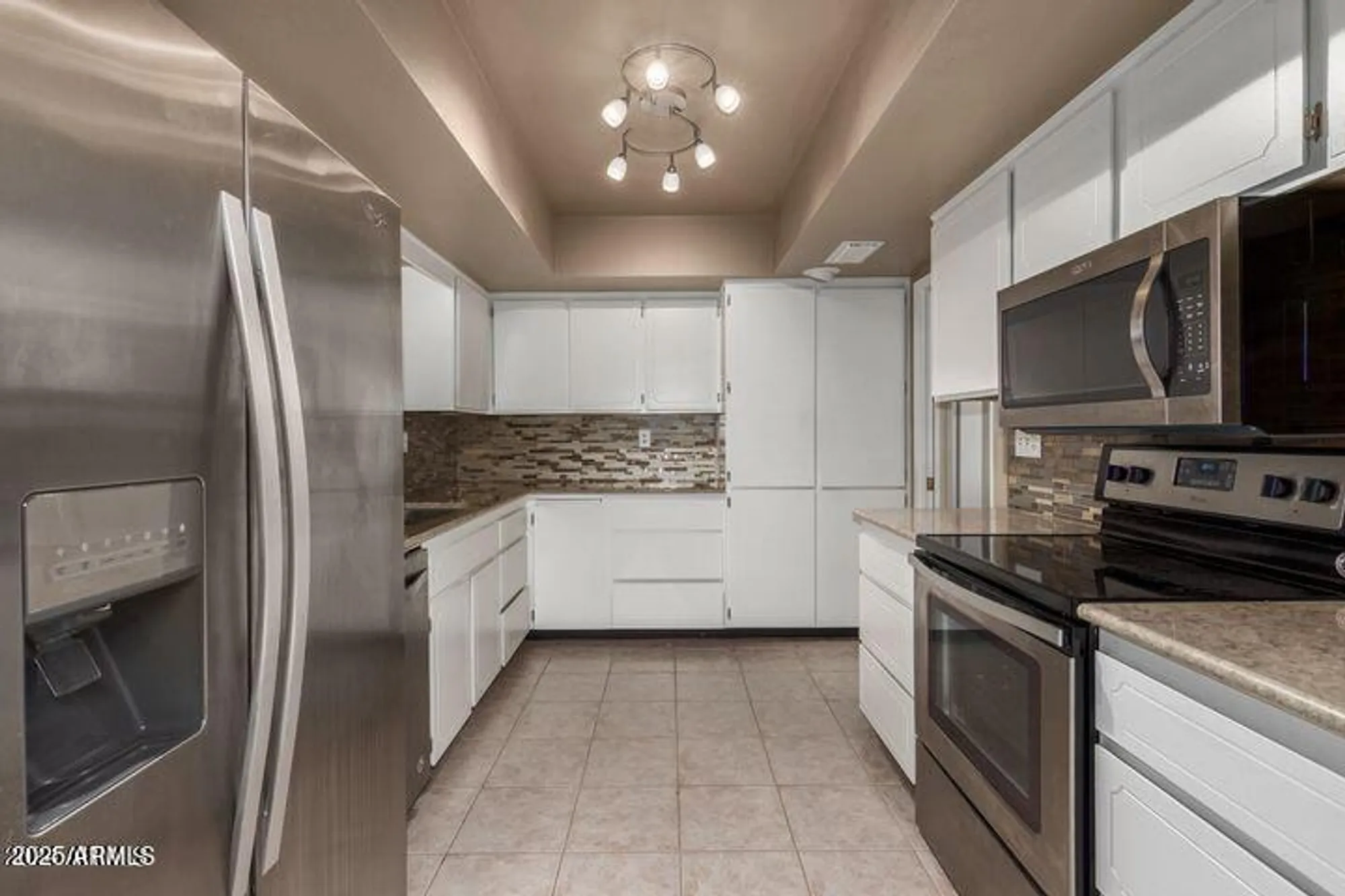 Property Slideshow image 19 of 65 | 15462 n lakeforest dr, Sun City, AZ, 85351