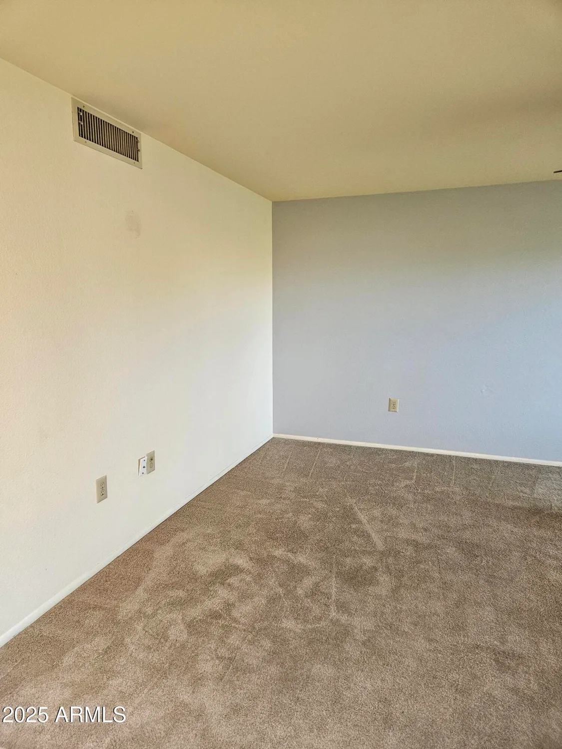 Property Slideshow image 26 of 65 | 15462 n lakeforest dr, Sun City, AZ, 85351