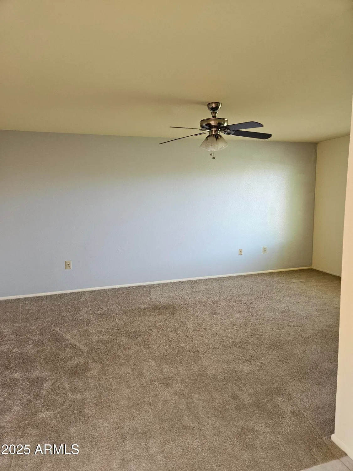 Property Slideshow image 27 of 65 | 15462 n lakeforest dr, Sun City, AZ, 85351