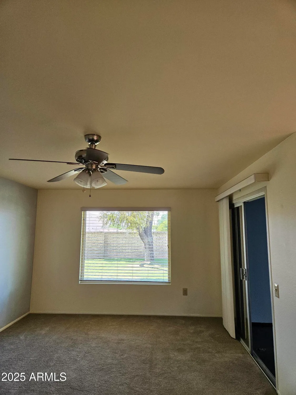 Property Slideshow image 28 of 65 | 15462 n lakeforest dr, Sun City, AZ, 85351