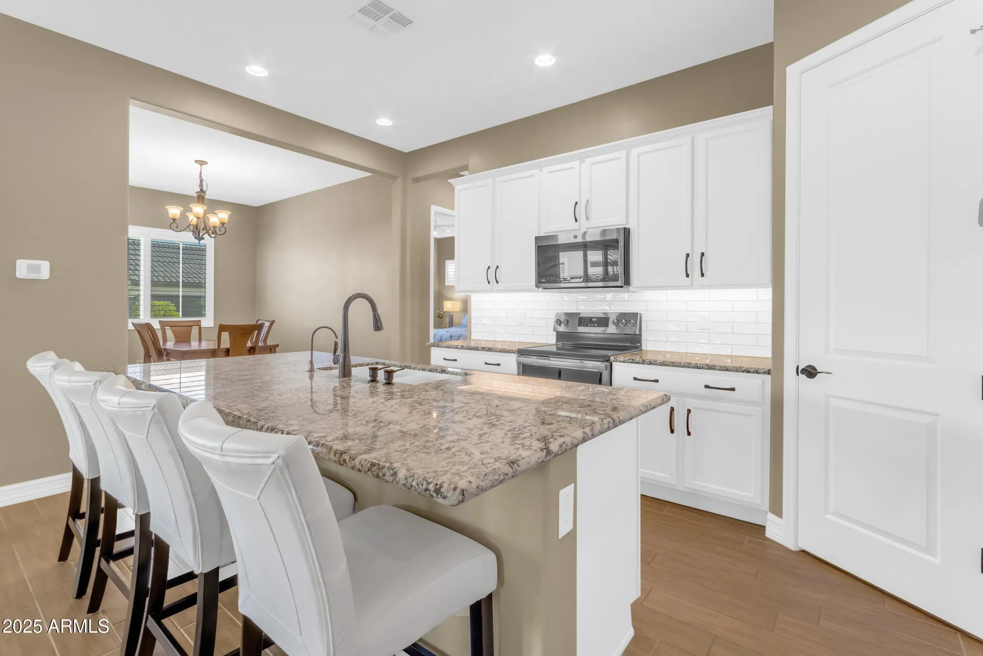 Property Slideshow image 19 of 113 | 17885 w amberwood dr, Goodyear, AZ, 85338