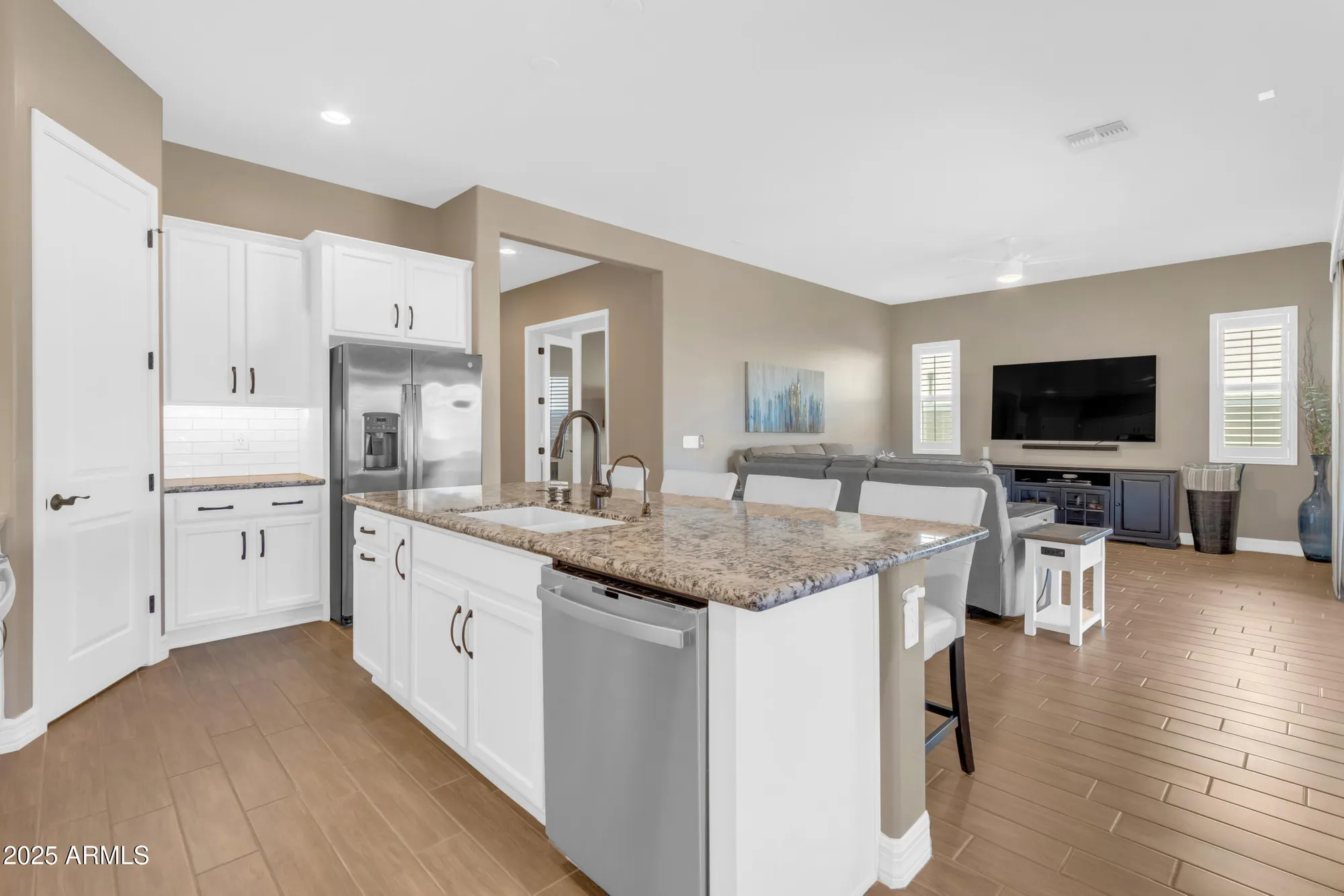 Property Slideshow image 23 of 113 | 17885 w amberwood dr, Goodyear, AZ, 85338