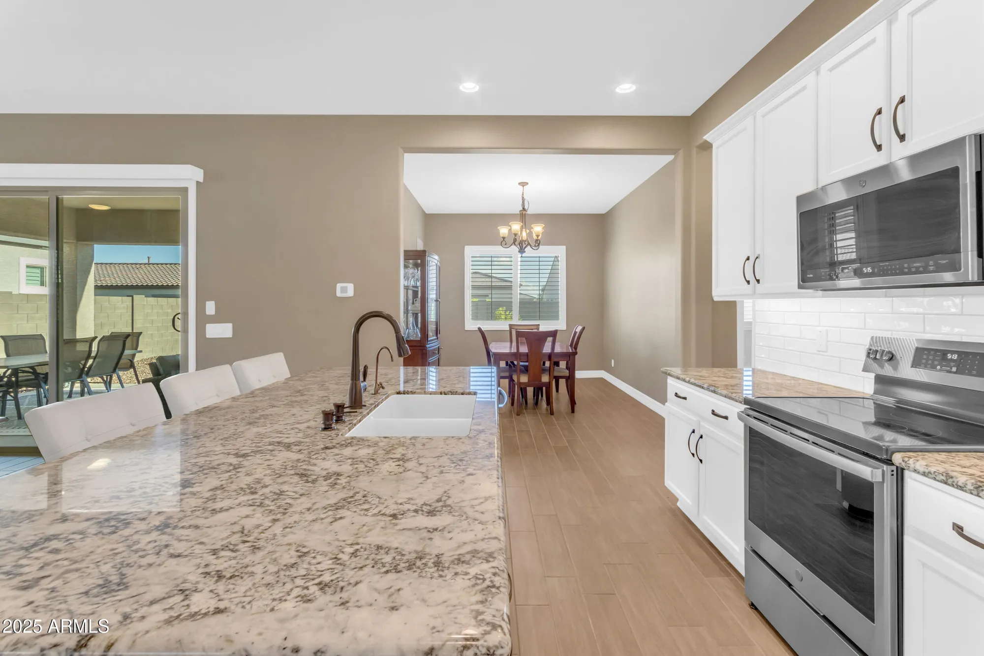 Property Slideshow image 25 of 113 | 17885 w amberwood dr, Goodyear, AZ, 85338