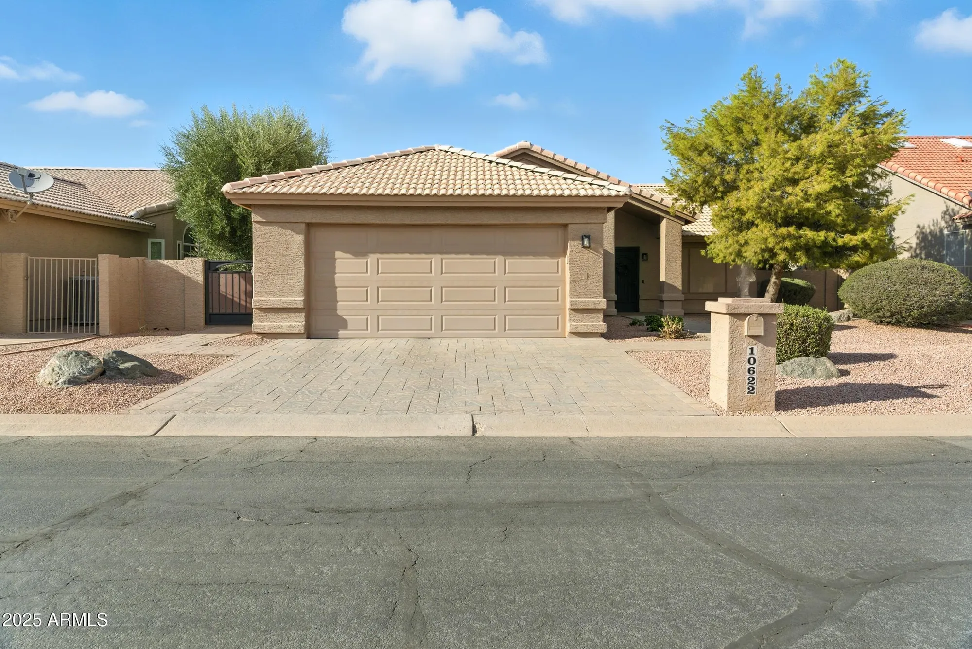 Property Slideshow image 6 of 46 | 10622 e nacoma dr, Sun Lakes, AZ, 85248