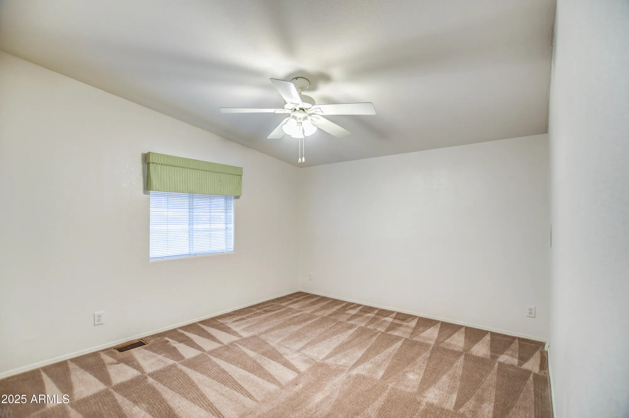 Property Slideshow image 26 of 34 | 9005 e cactus ln, Sun Lakes, AZ, 85248