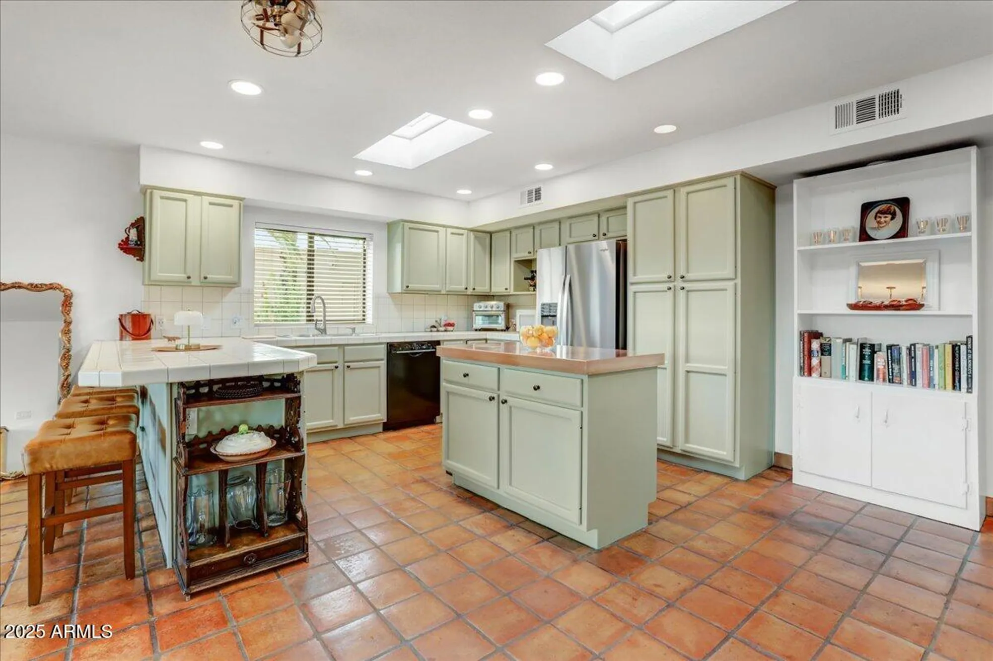 Property Slideshow image 12 of 32 | 18727 e avenida del ray, Rio Verde, AZ, 85263