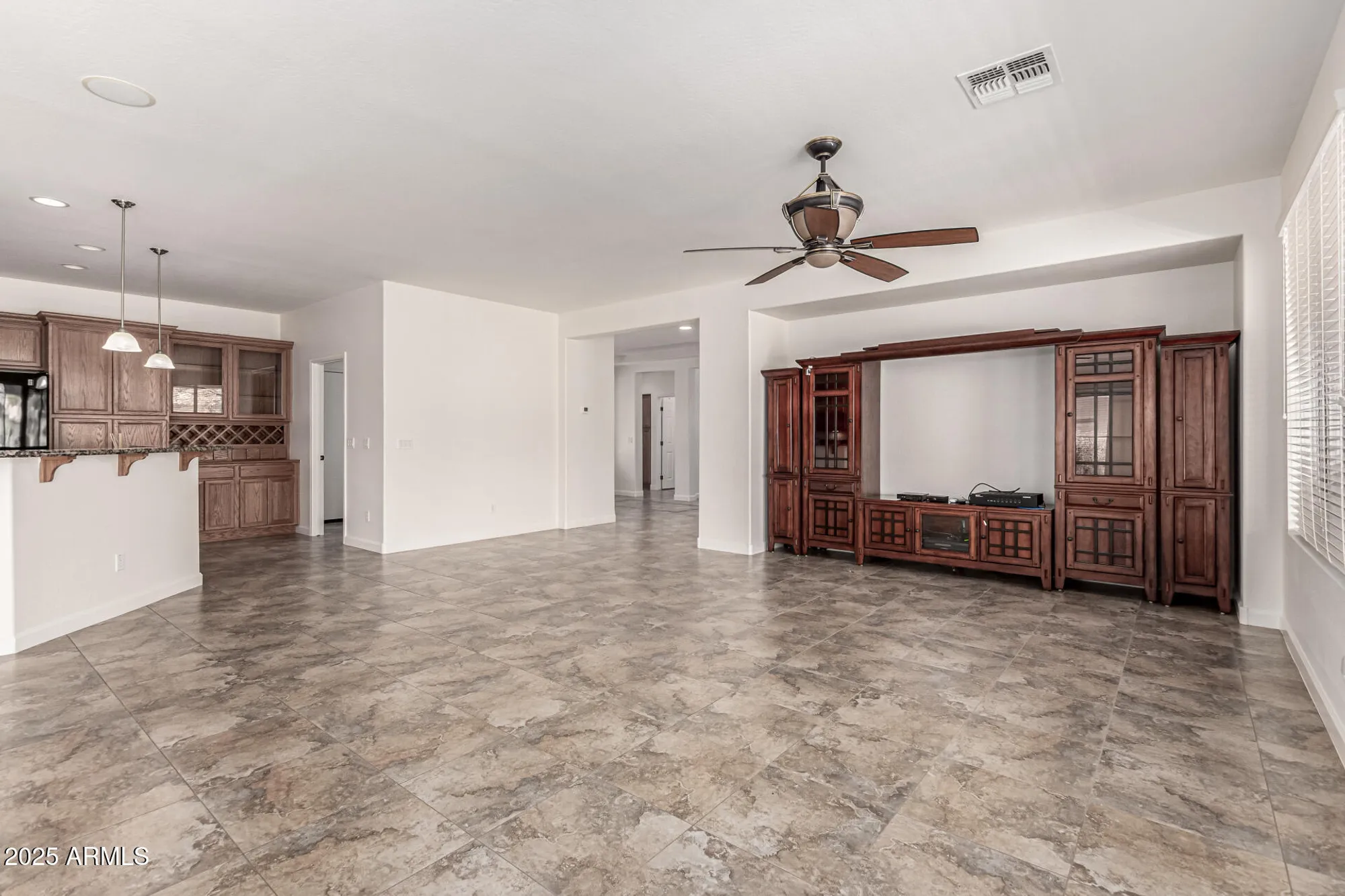 Property Slideshow image 10 of 50 | 5445 n scottsdale rd, Eloy, AZ, 85131