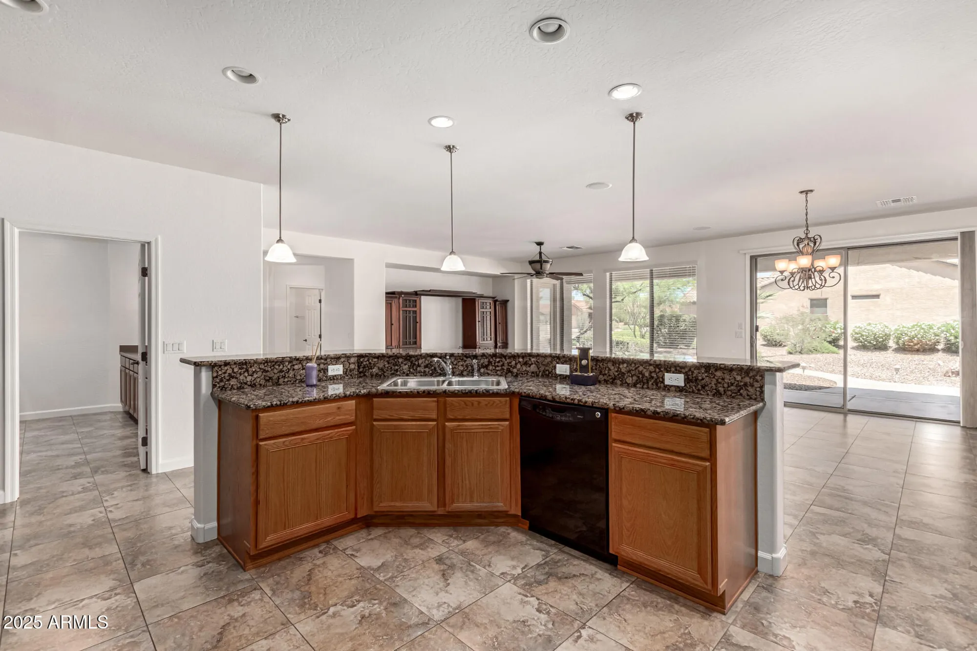 Property Slideshow image 16 of 50 | 5445 n scottsdale rd, Eloy, AZ, 85131