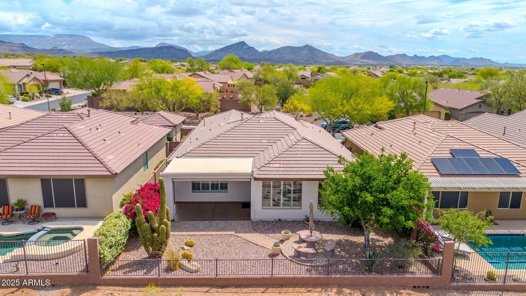 Property Slideshow image 5 of 42 | 40744 n noble hawk ct, Phoenix, AZ, 85086