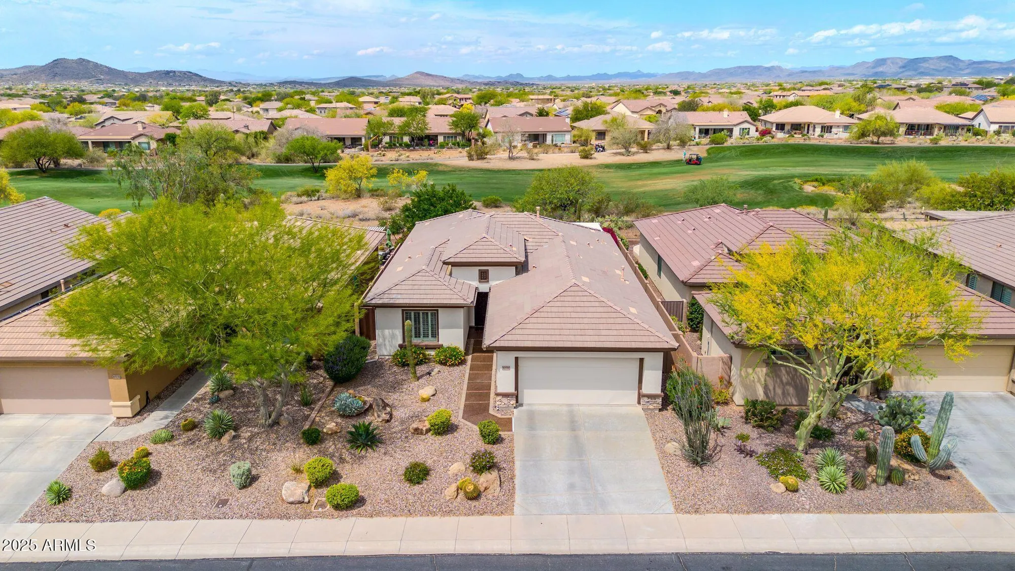 Property Slideshow image 2 of 42 | 40744 n noble hawk ct, Phoenix, AZ, 85086