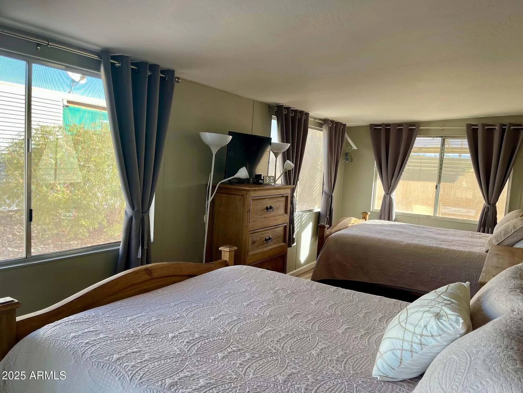 Property Slideshow image 14 of 19 | 613 s 83rd way, Mesa, AZ, 85208