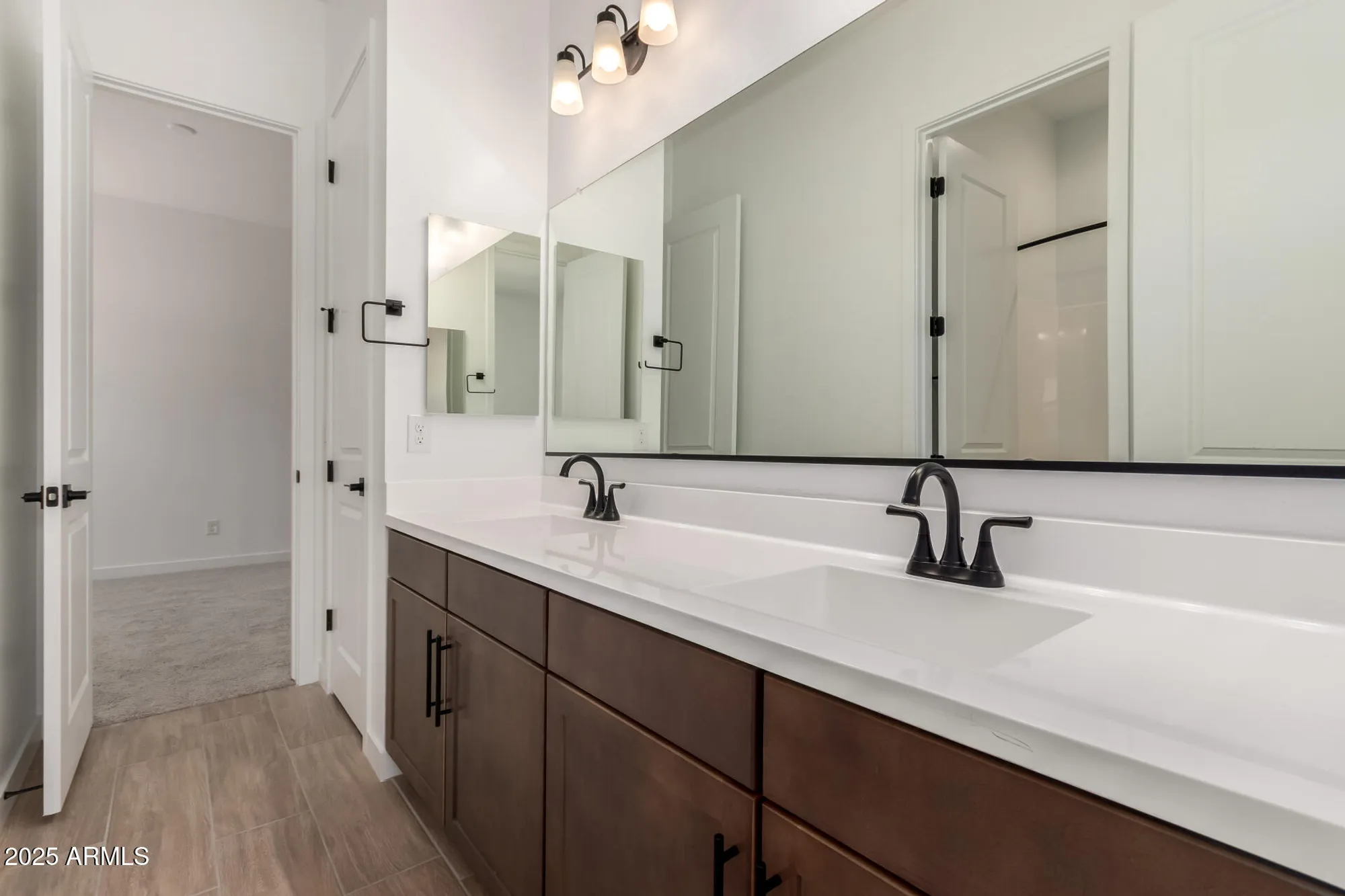 Property Slideshow image 23 of 44 | 24099 n 171st dr, Surprise, AZ, 85387