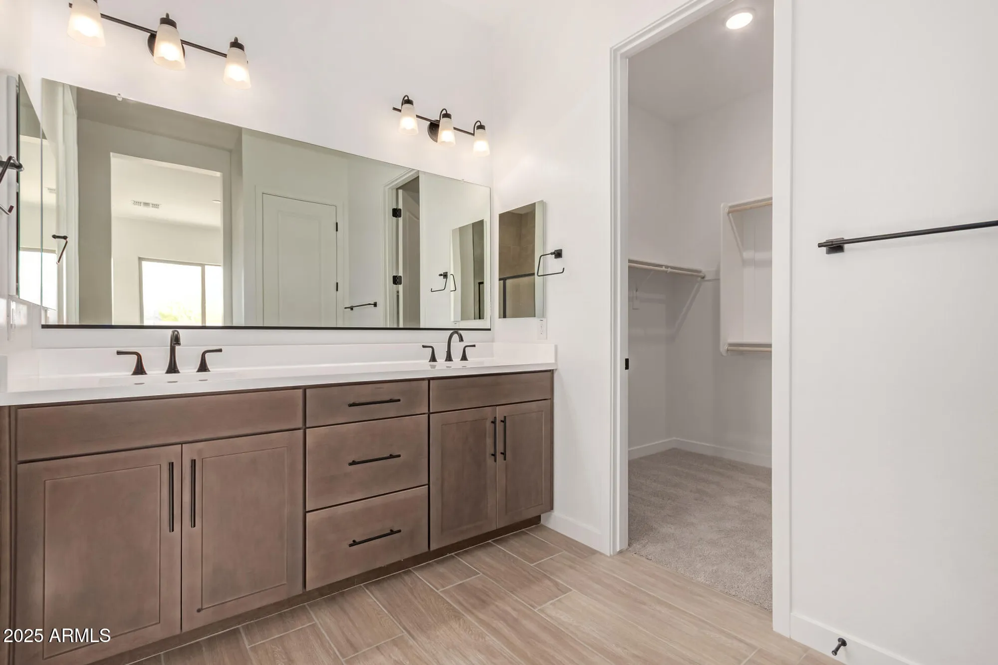 Property Slideshow image 17 of 44 | 24099 n 171st dr, Surprise, AZ, 85387