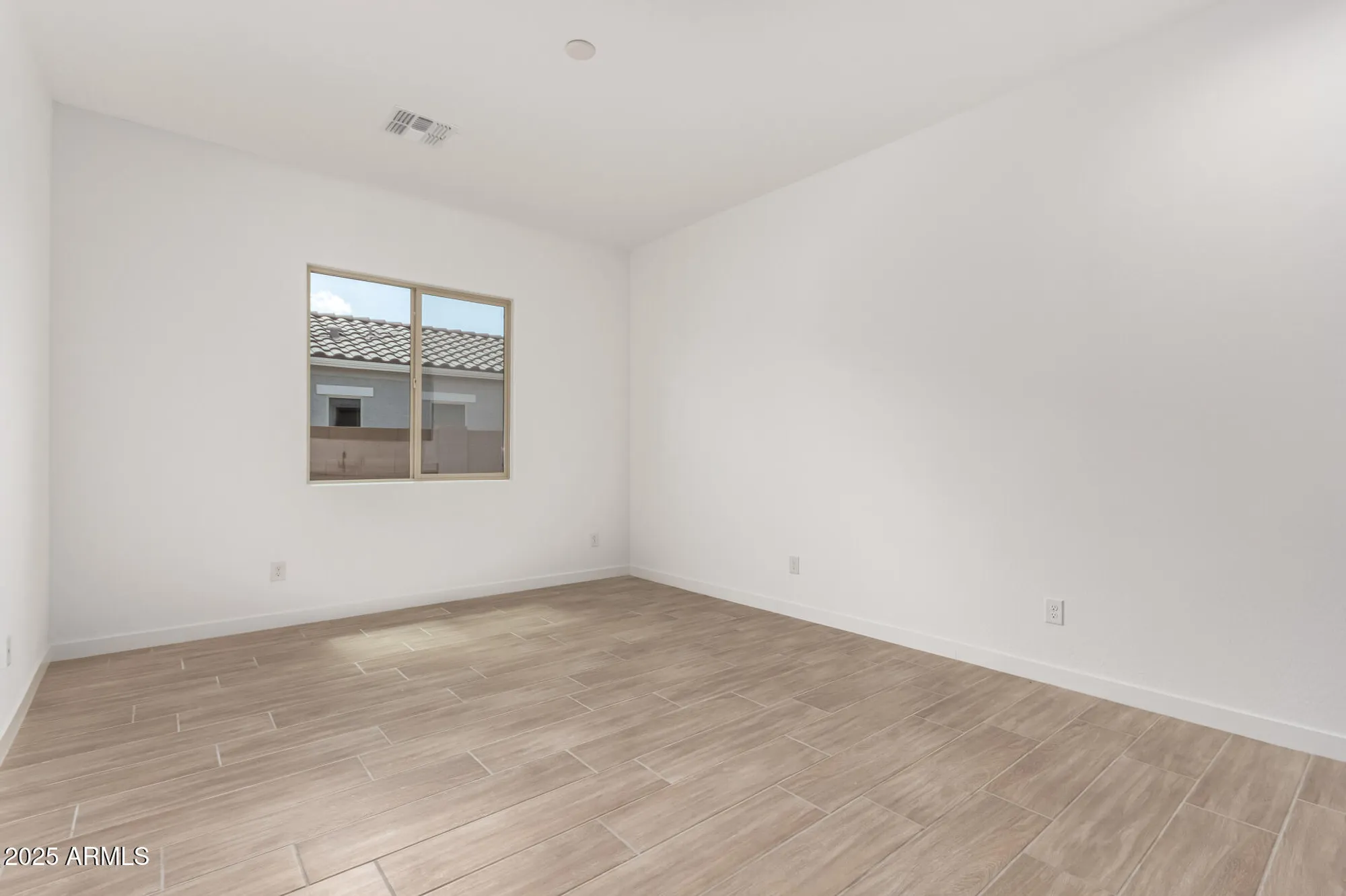 Property Slideshow image 28 of 44 | 24099 n 171st dr, Surprise, AZ, 85387