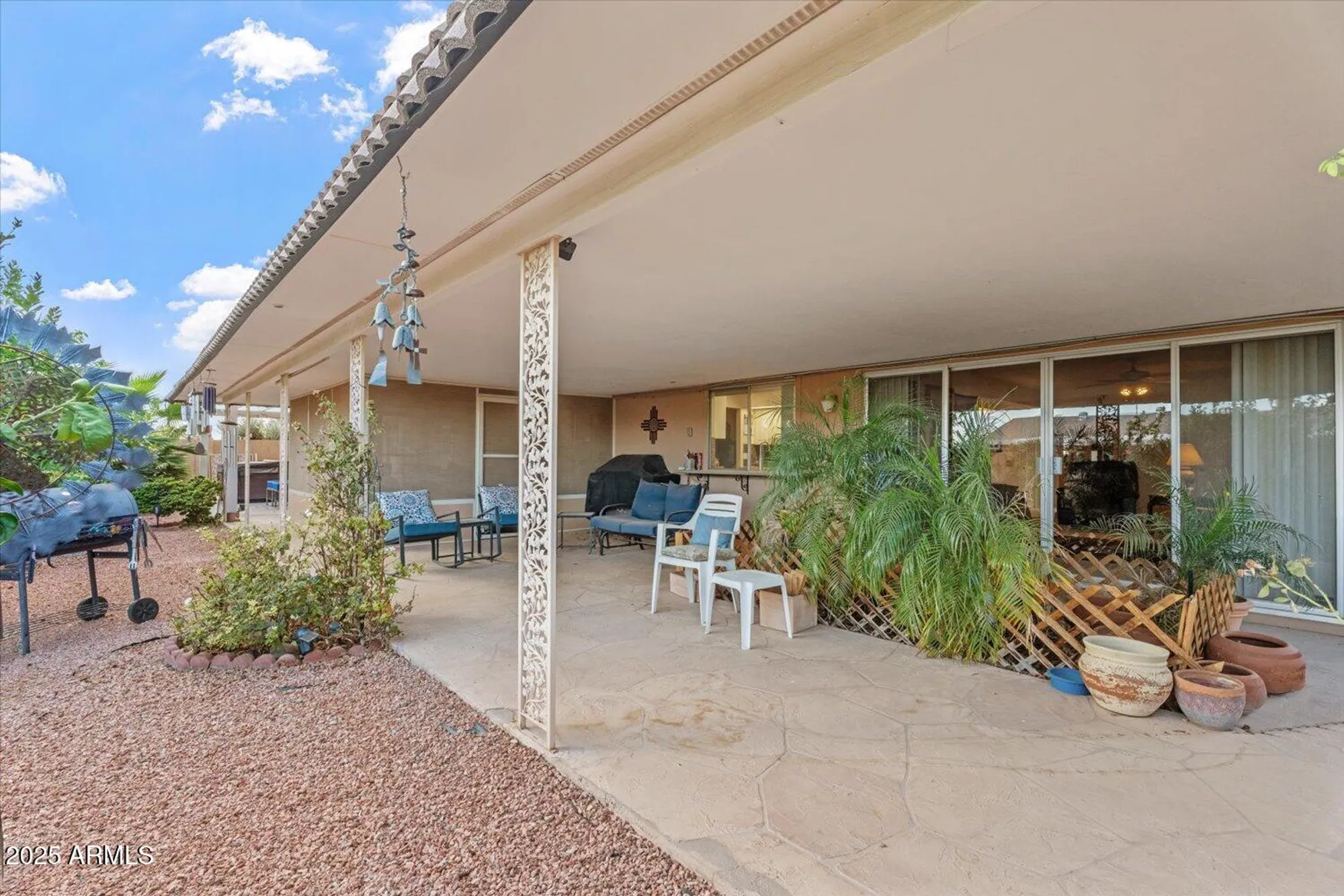 Property Slideshow image 11 of 26 | 9429 w rolling hills dr, Sun City, AZ, 85351