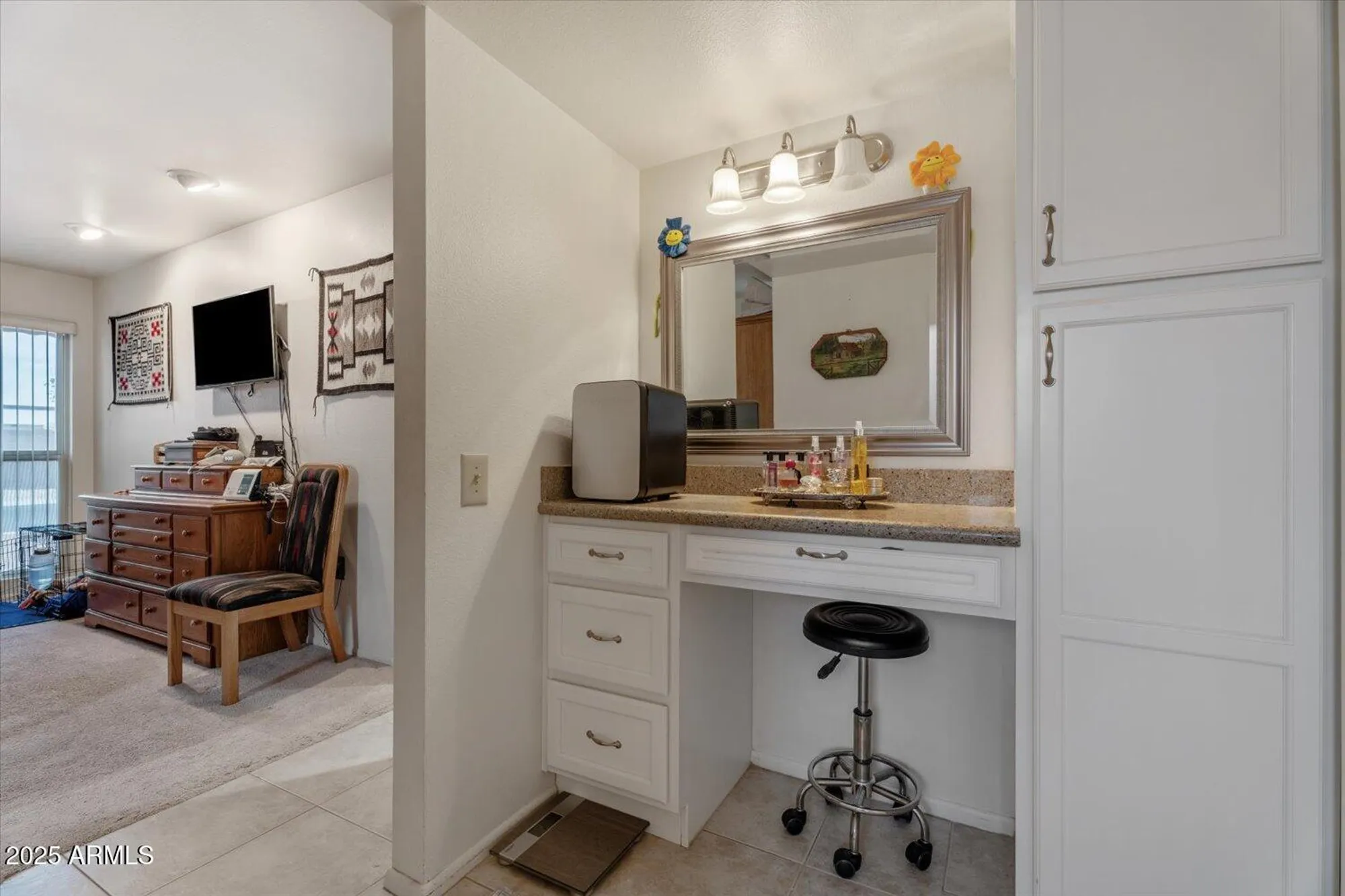 Property Slideshow image 20 of 26 | 9429 w rolling hills dr, Sun City, AZ, 85351
