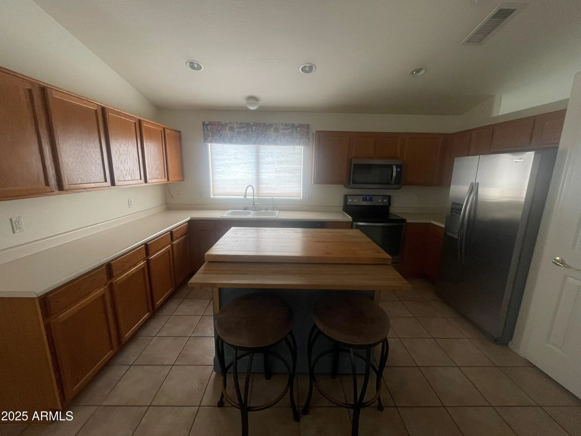 Property Slideshow image 15 of 59 | 10379 w tonopah dr, Peoria, AZ, 85382