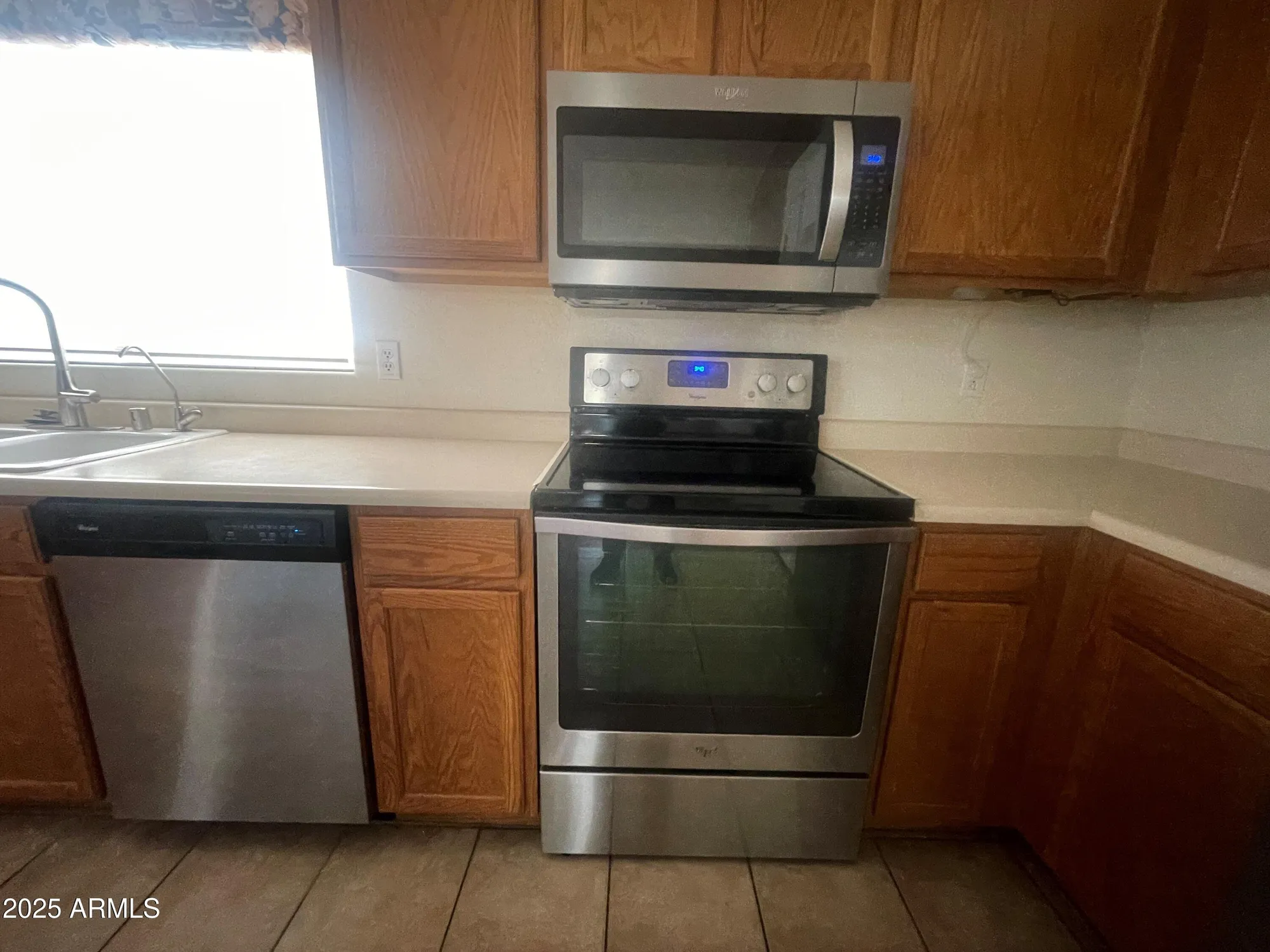 Property Slideshow image 20 of 59 | 10379 w tonopah dr, Peoria, AZ, 85382