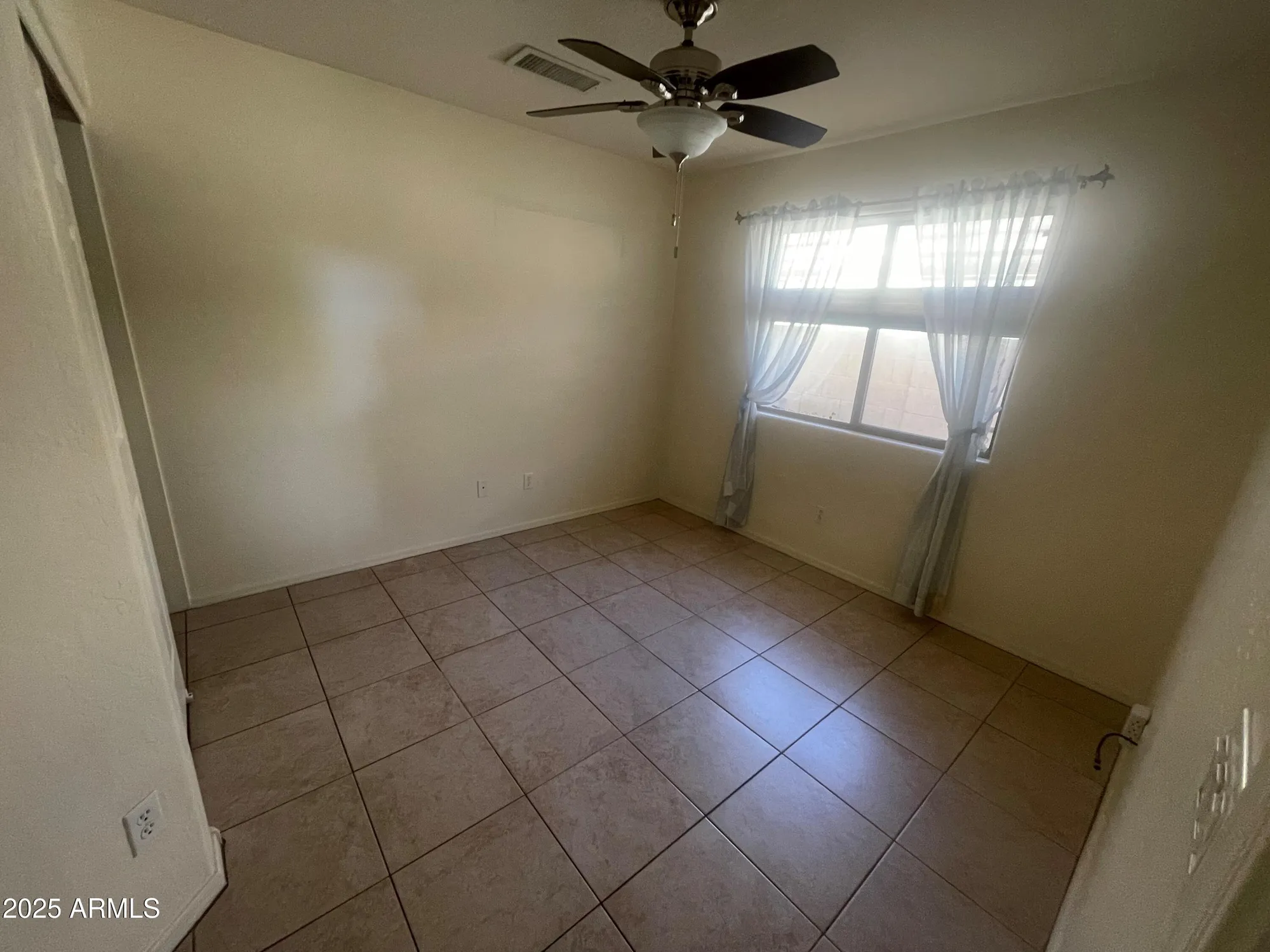 Property Slideshow image 31 of 59 | 10379 w tonopah dr, Peoria, AZ, 85382
